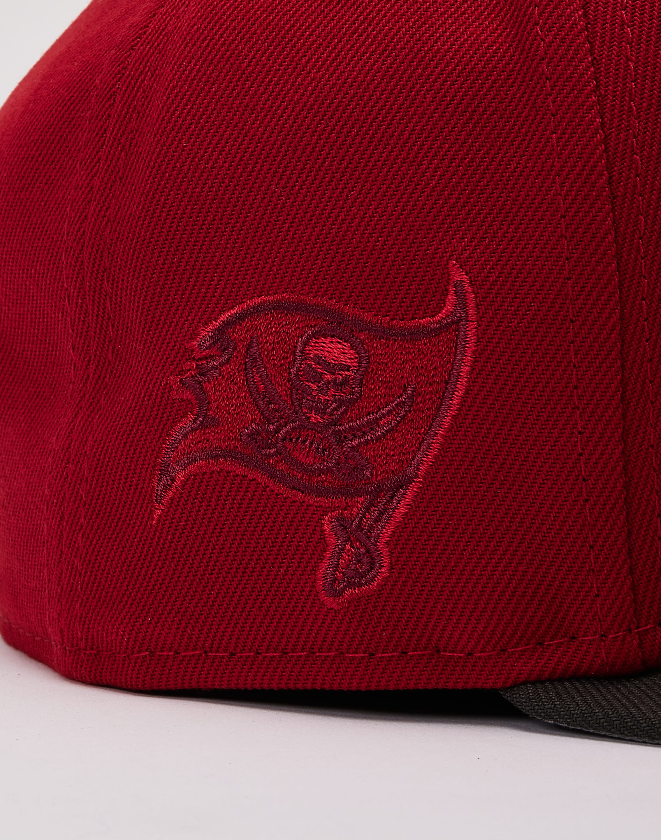 Photo of New Era NFL Tampa Bay Buccaneers Cartoon 9Fifty A-Frame Snapback Hat