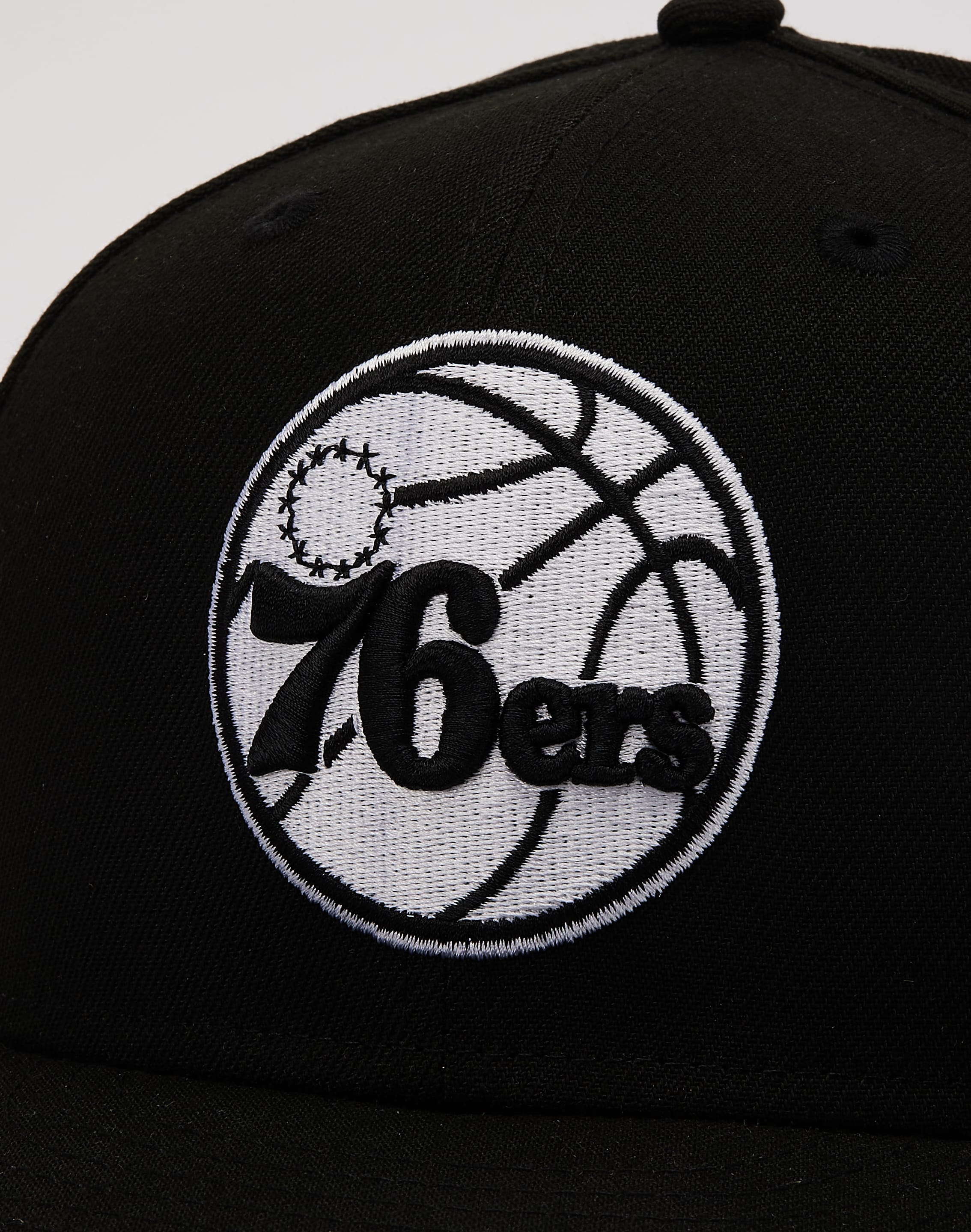Photo of New Era NBA Philadelphia 76ers 9Fifty Snapback Hat