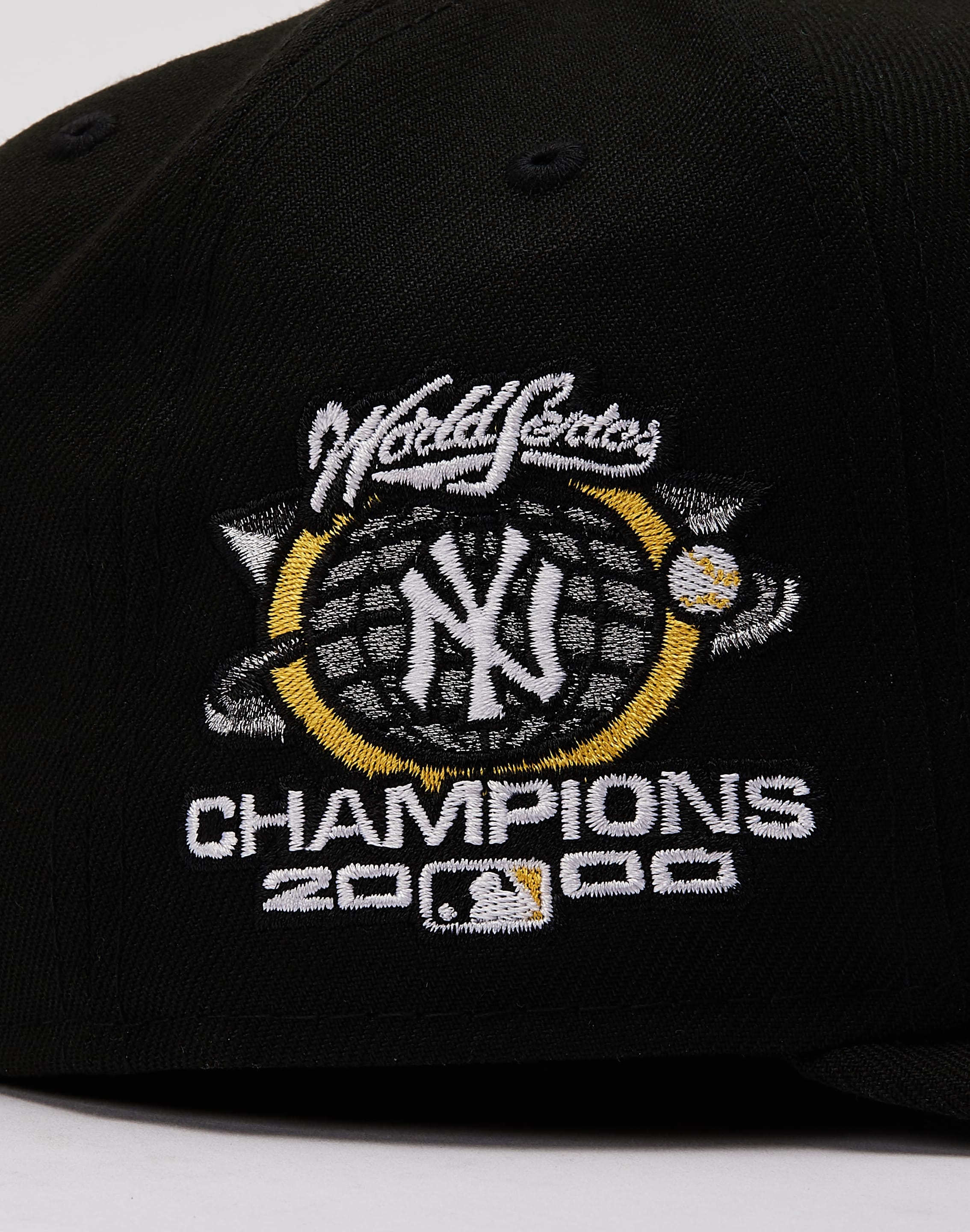 Photo of New Era  New York Yankees Cherry Blossom 9FORTY A-Frame Snapback Hat