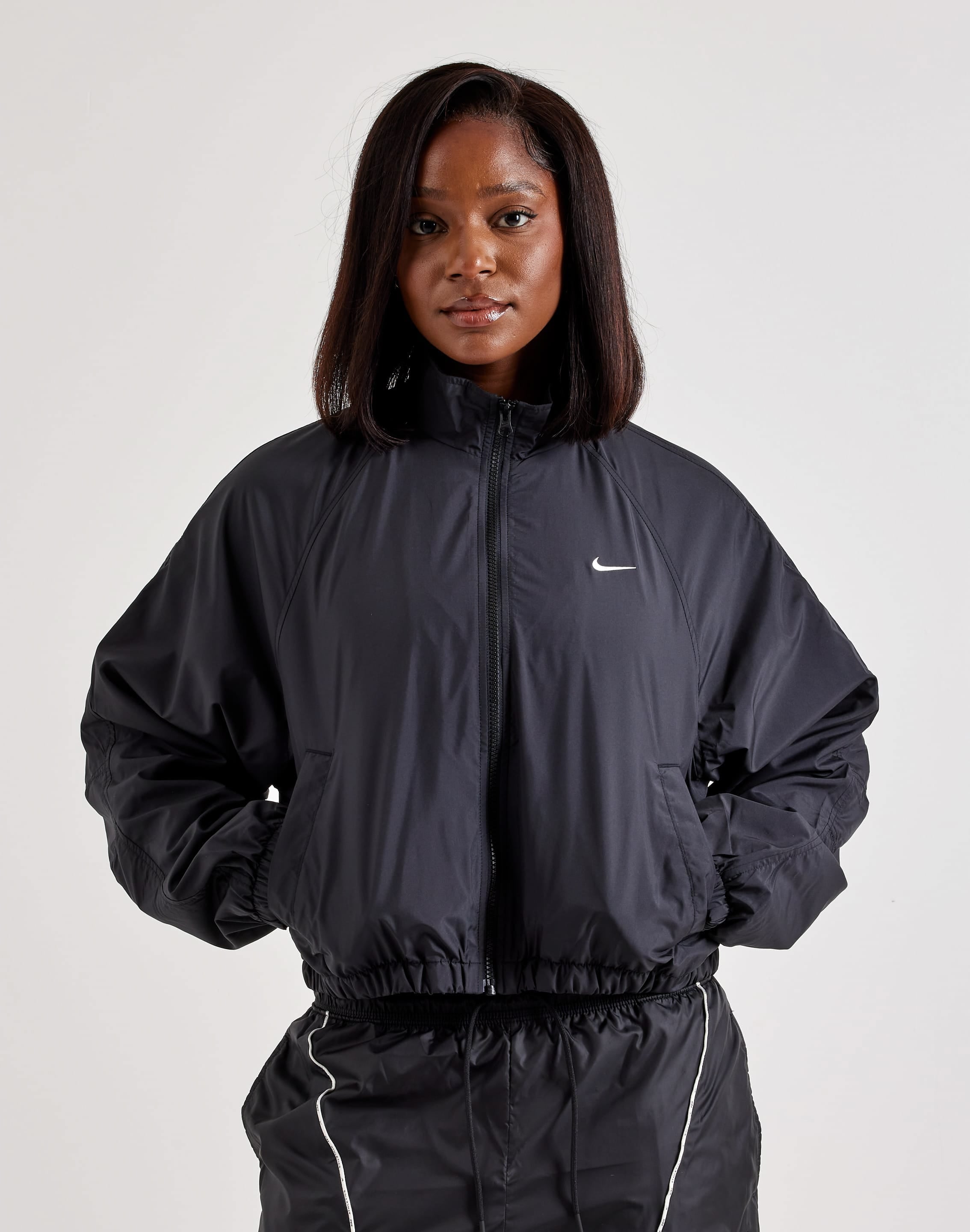 ナイキレディースジャンバー Nike Oversized UV Track Jacket – DTLR