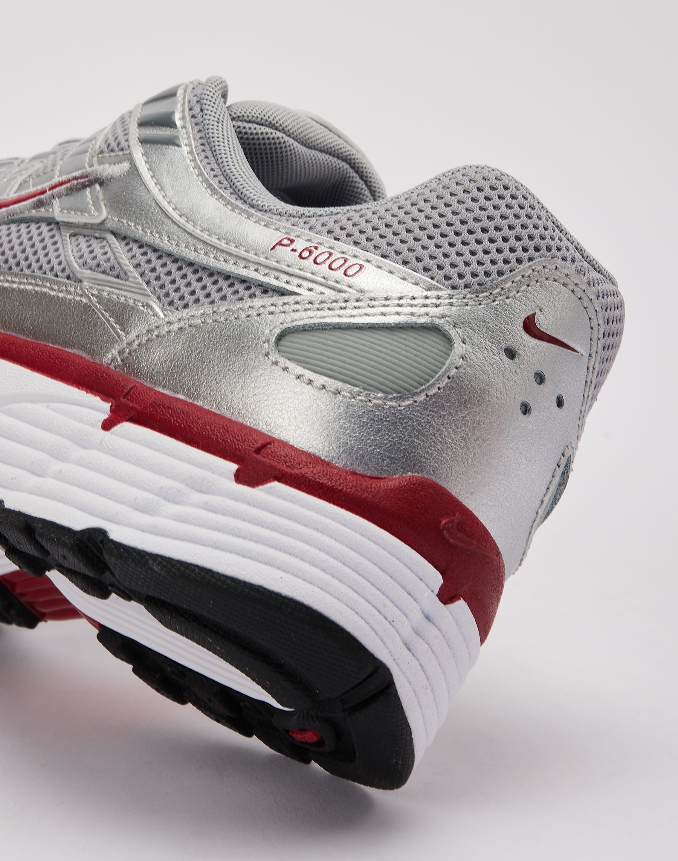 Nike P-6000
