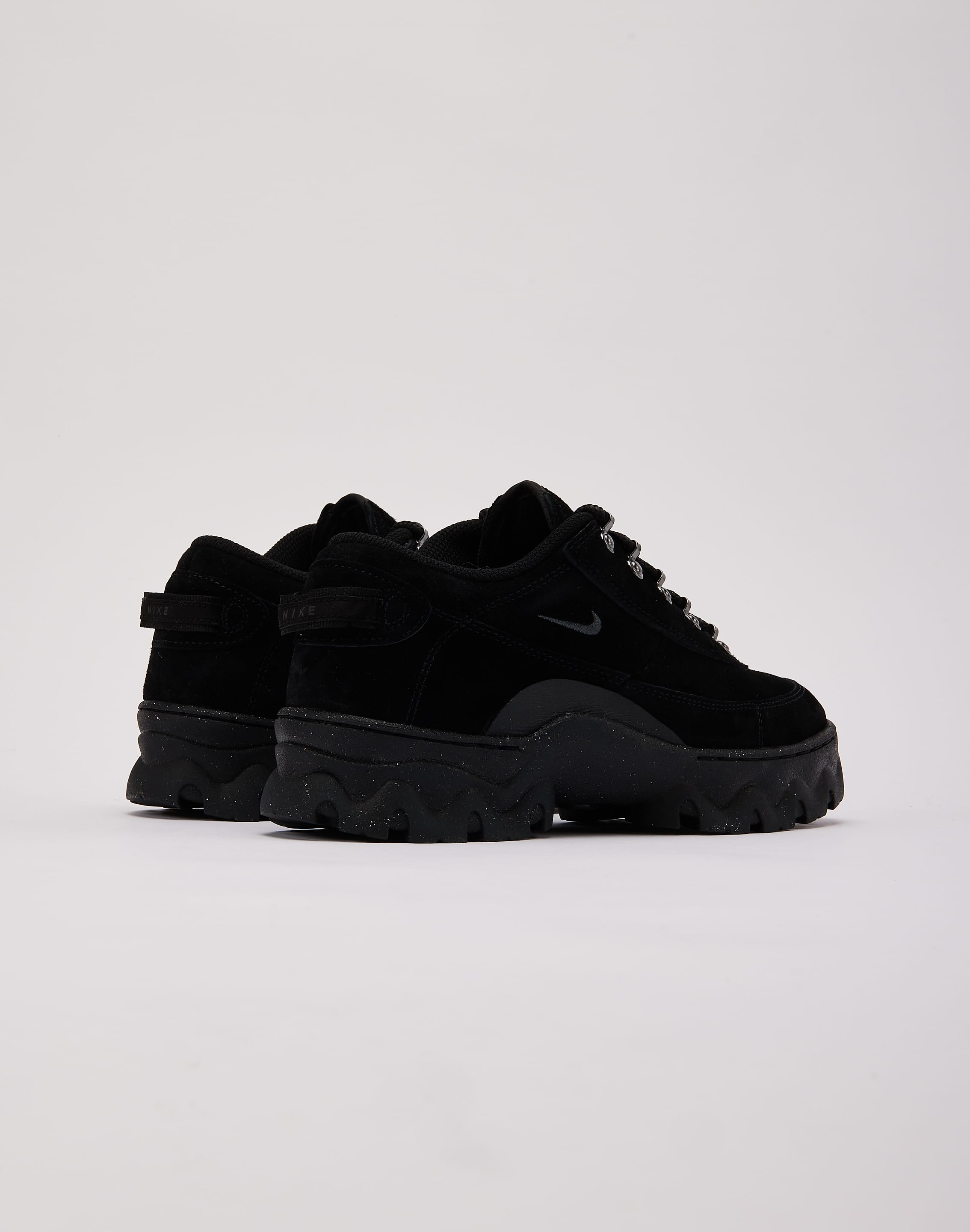 Photo of Nike Lahar Low