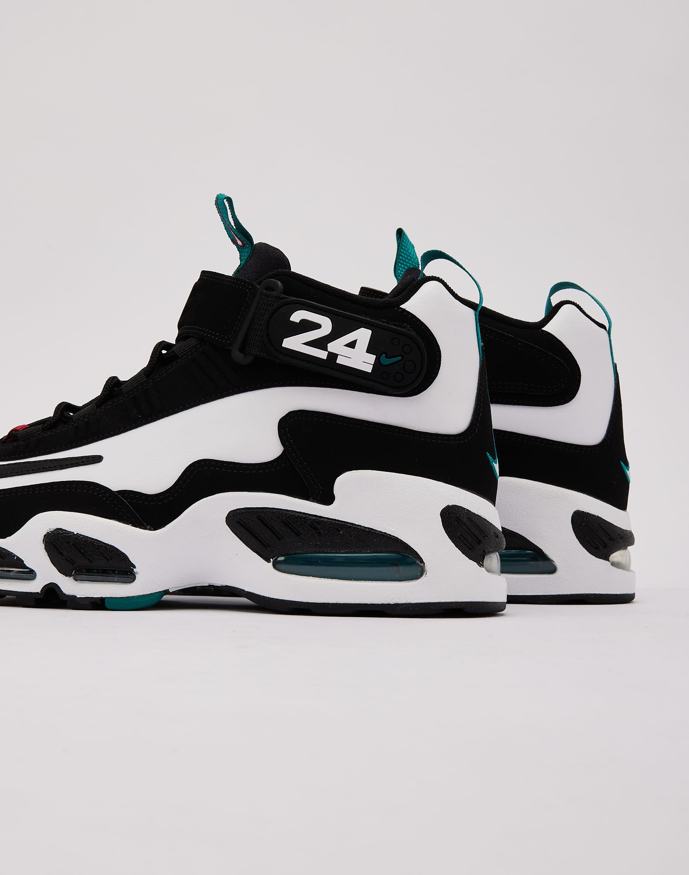 Photo of Nike Air Griffey Max 1 'White and Fresh Water'