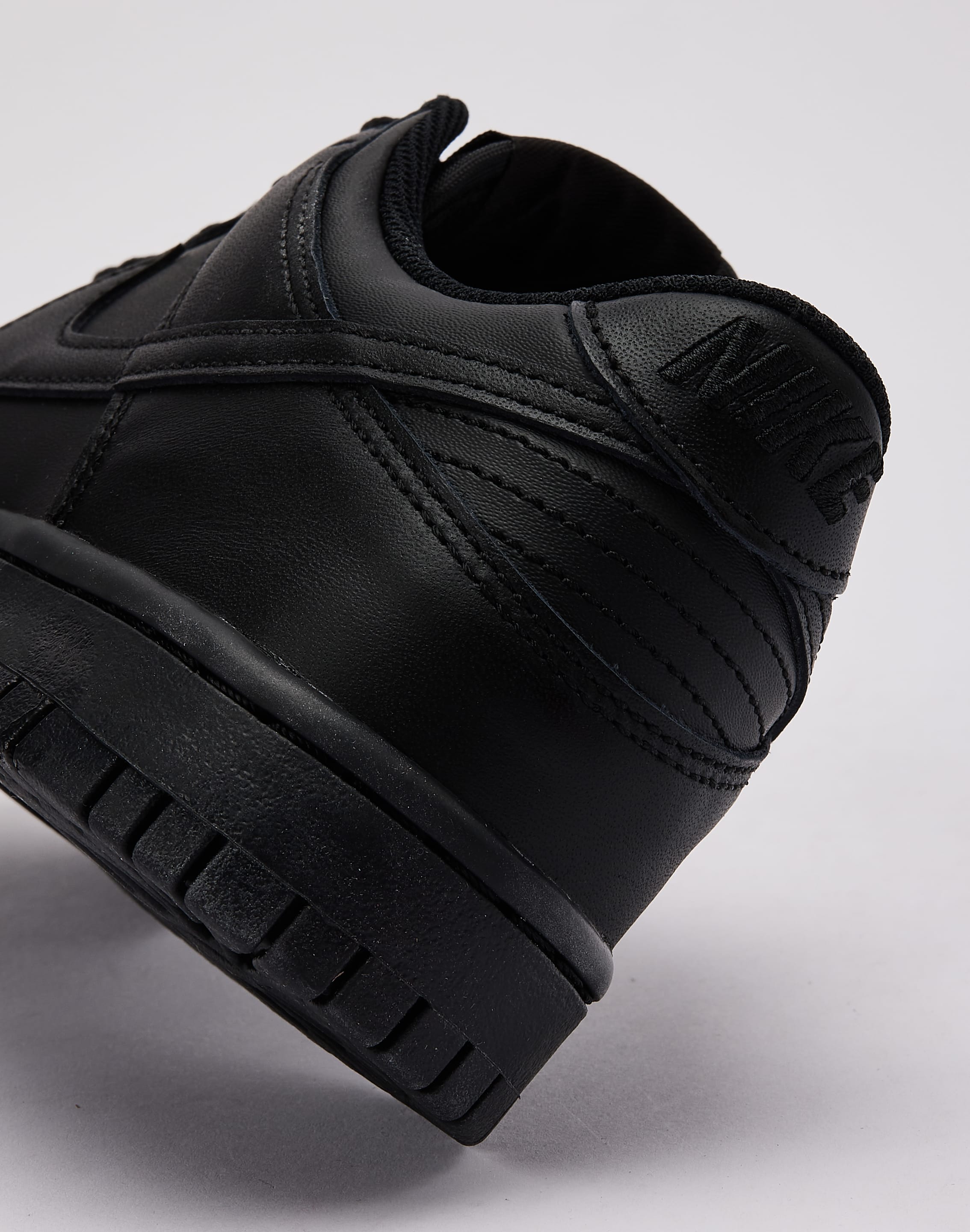 Nike Dunk Low Grade-School