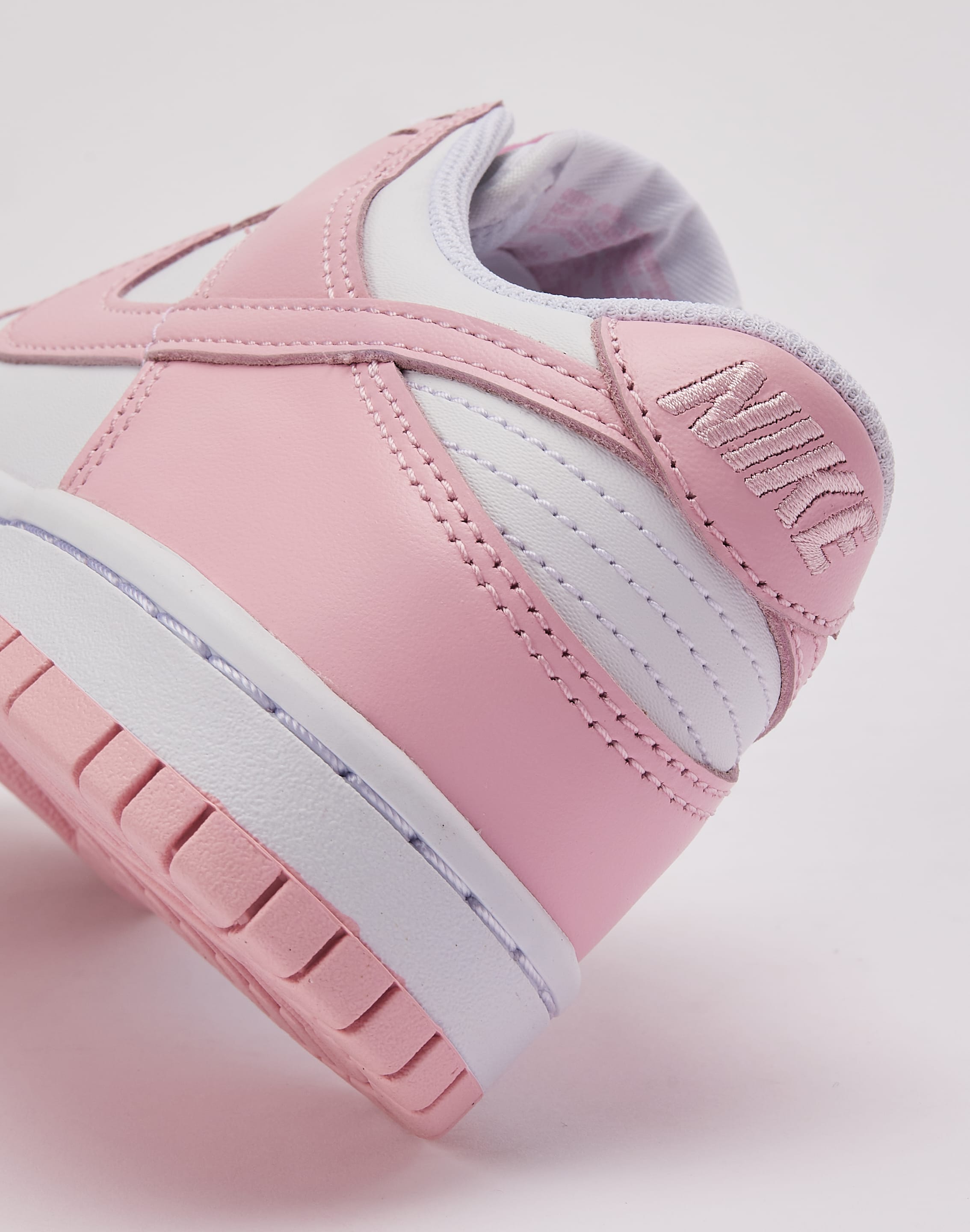 Nike Dunk Low Grade-School