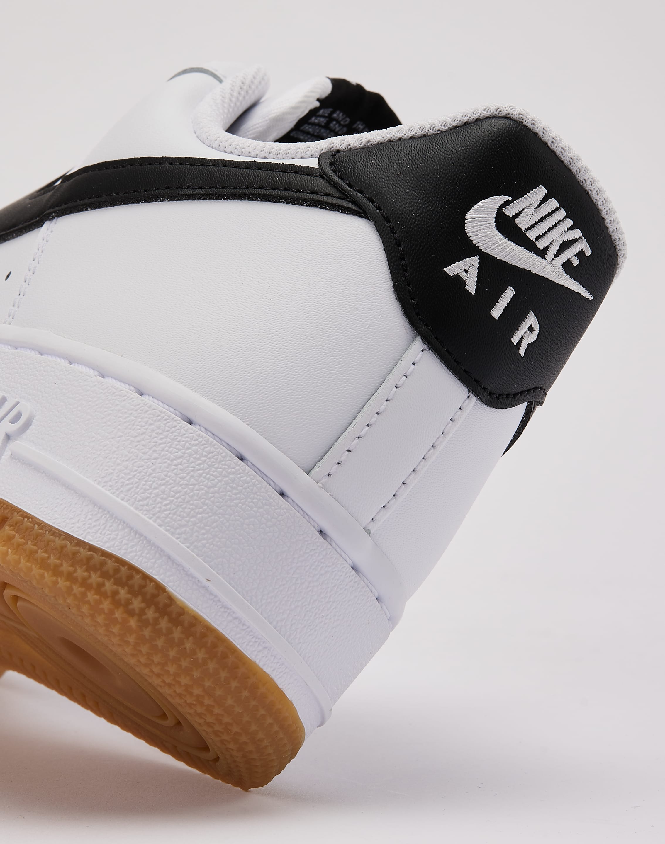 Photo of Nike Air Force 1 Low '07