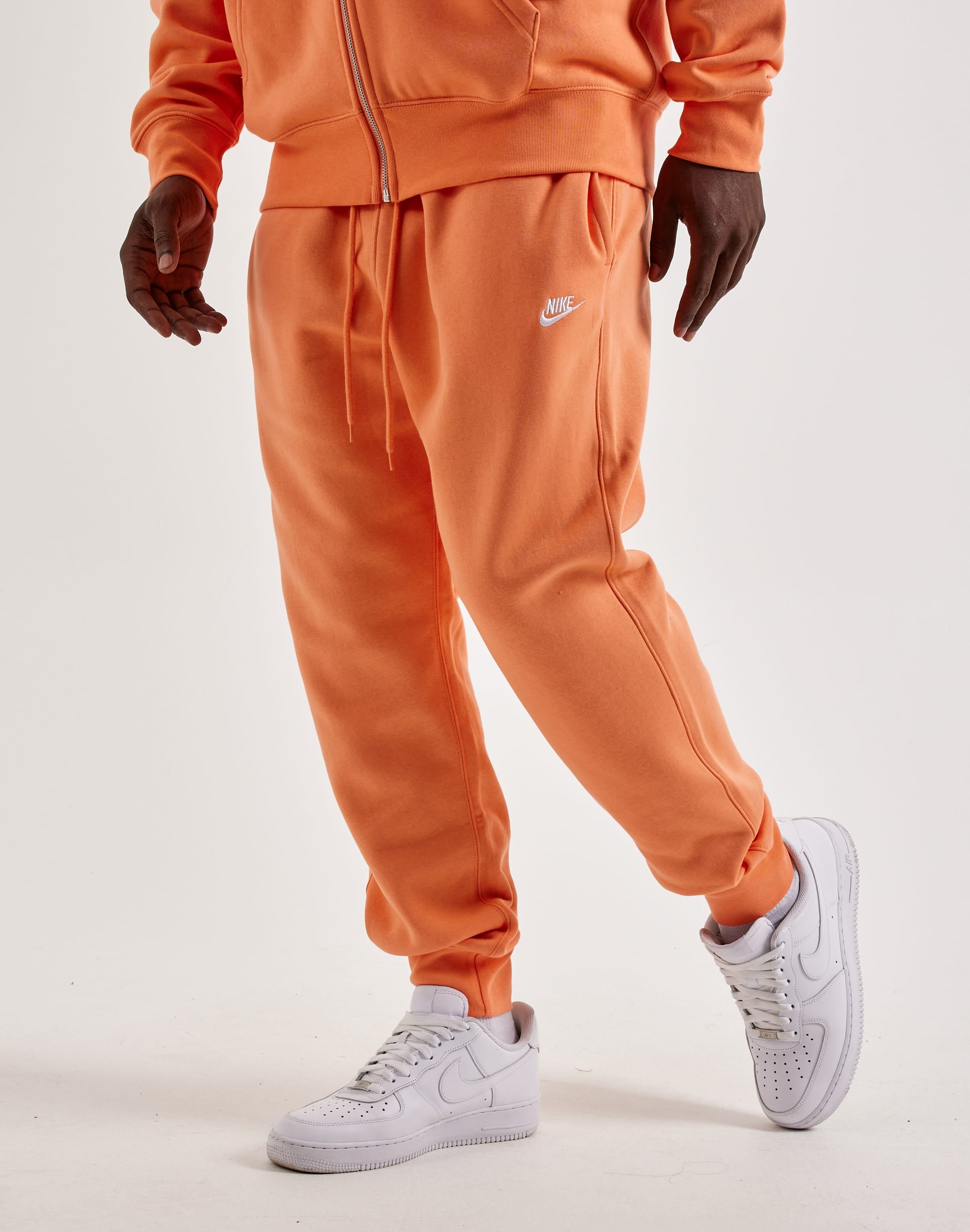 Nike Club Fleece Joggers – DTLR