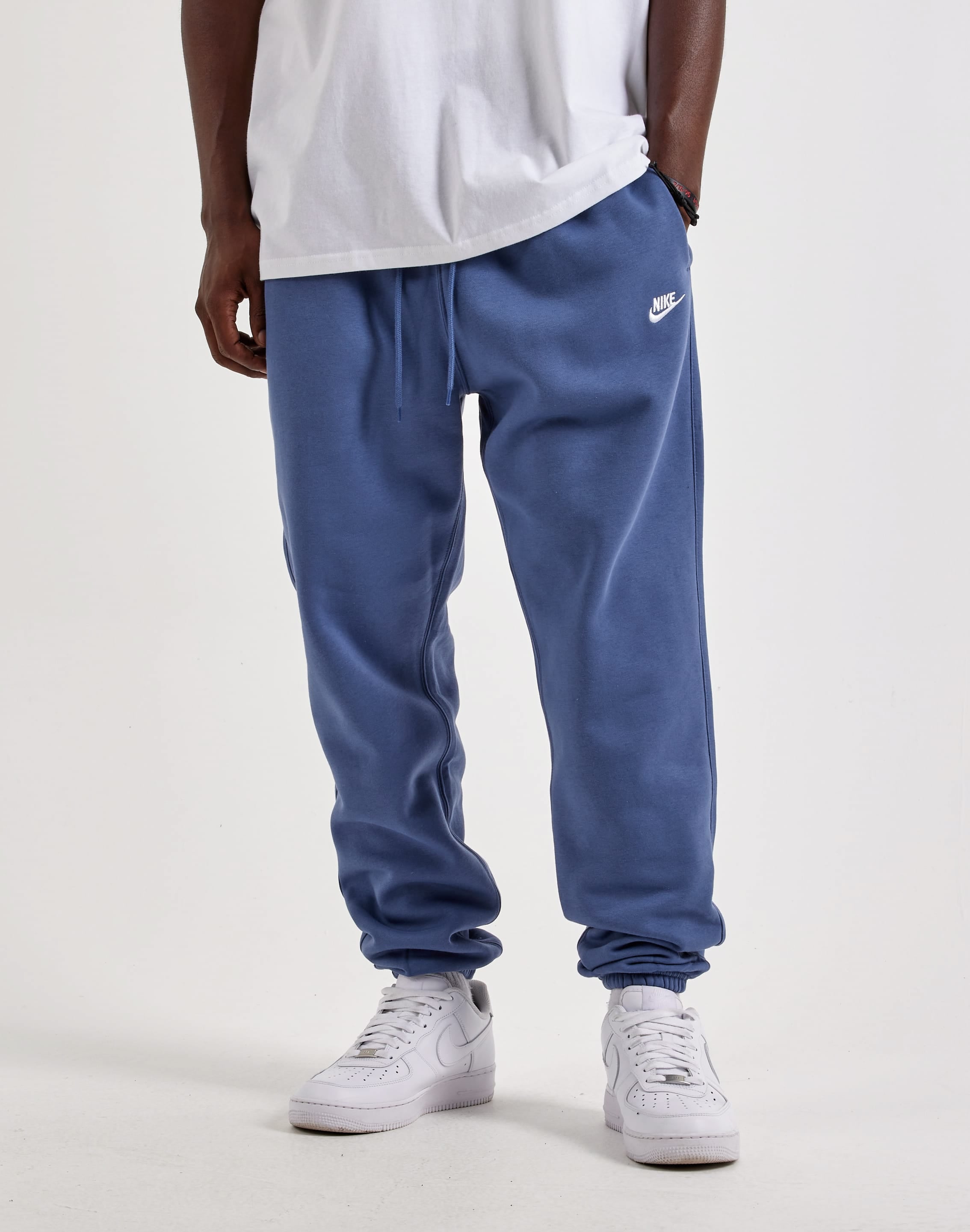 Photo of Nike Club Cuffed Brushed Fleece Pants