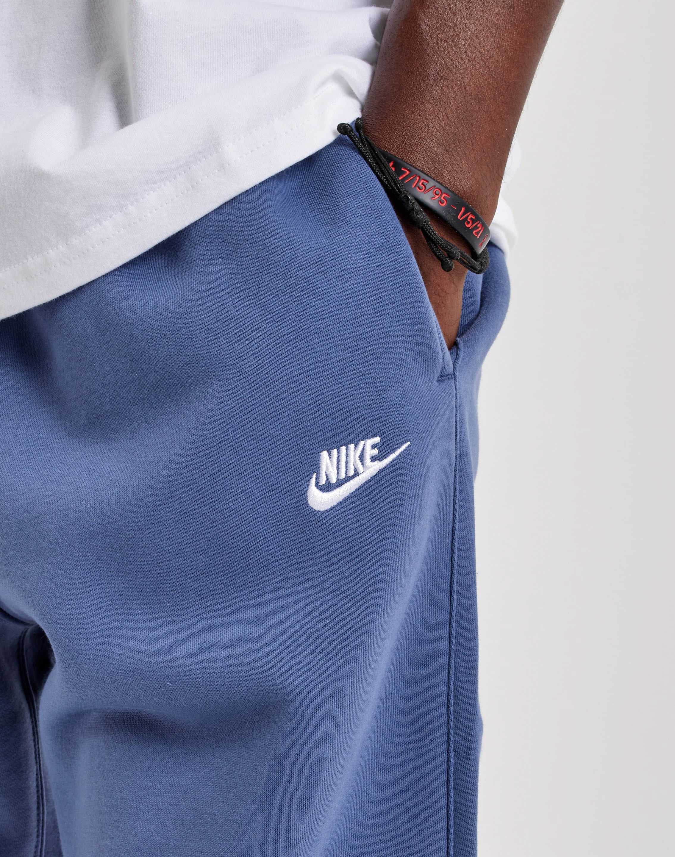 Photo of Nike Club Cuffed Brushed Fleece Pants
