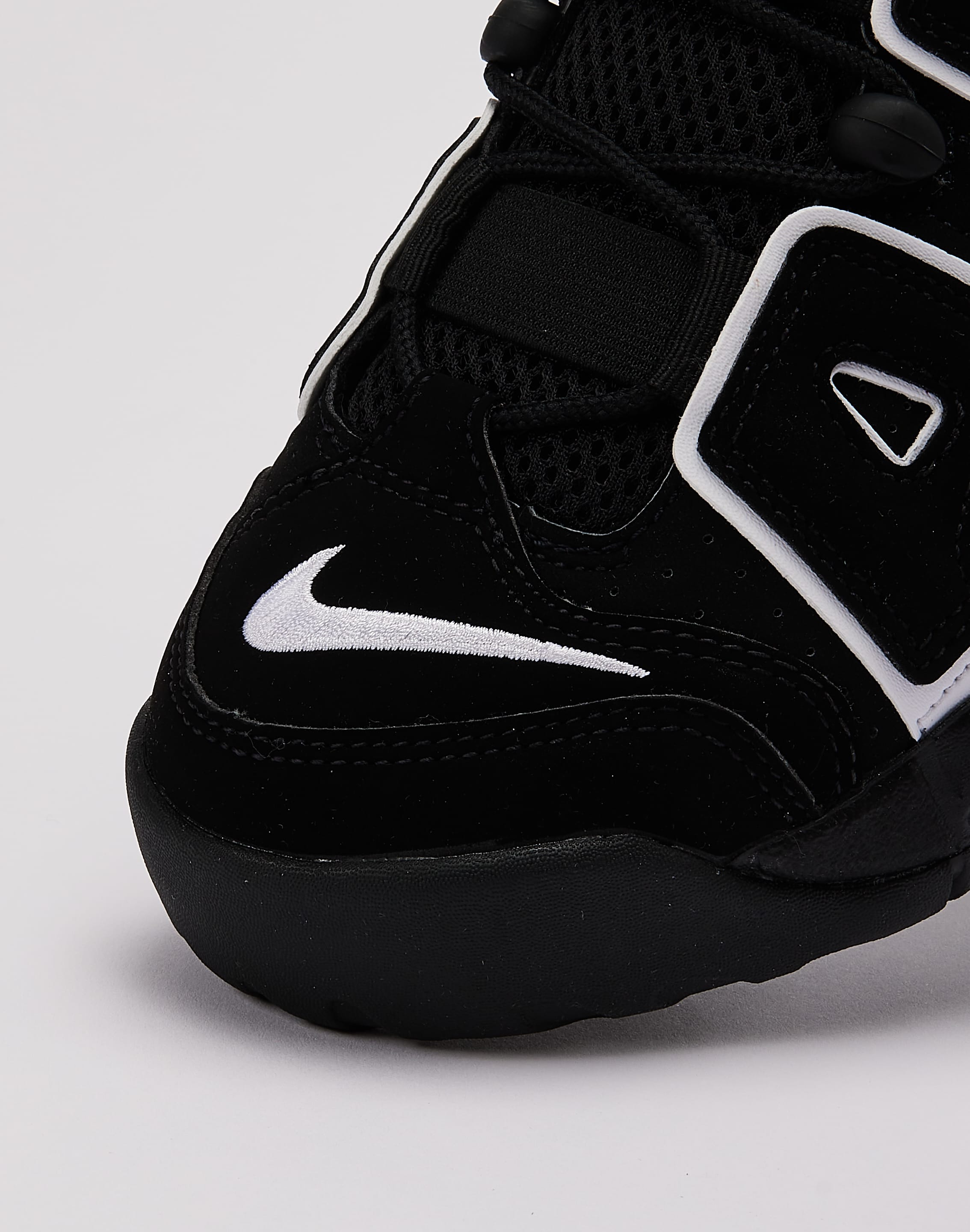 Photo of Nike Air More Uptempo '96