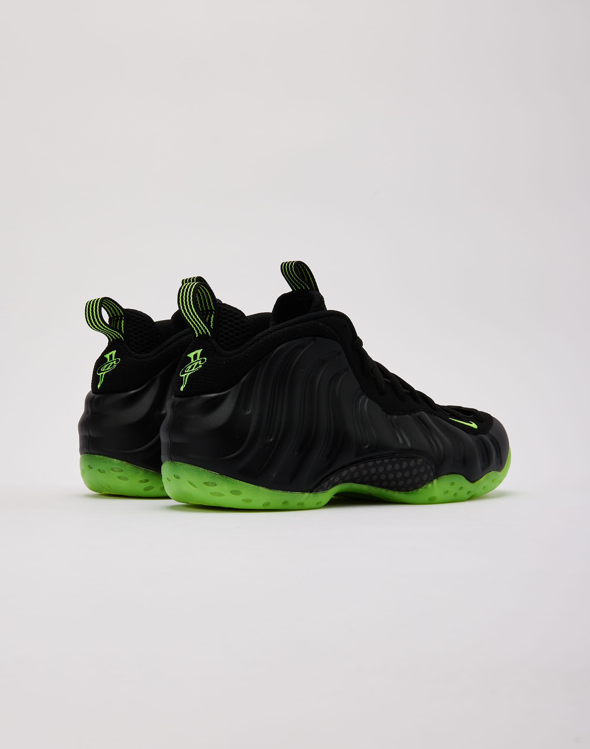 Nike Air Foamposite One 'Black Volt'