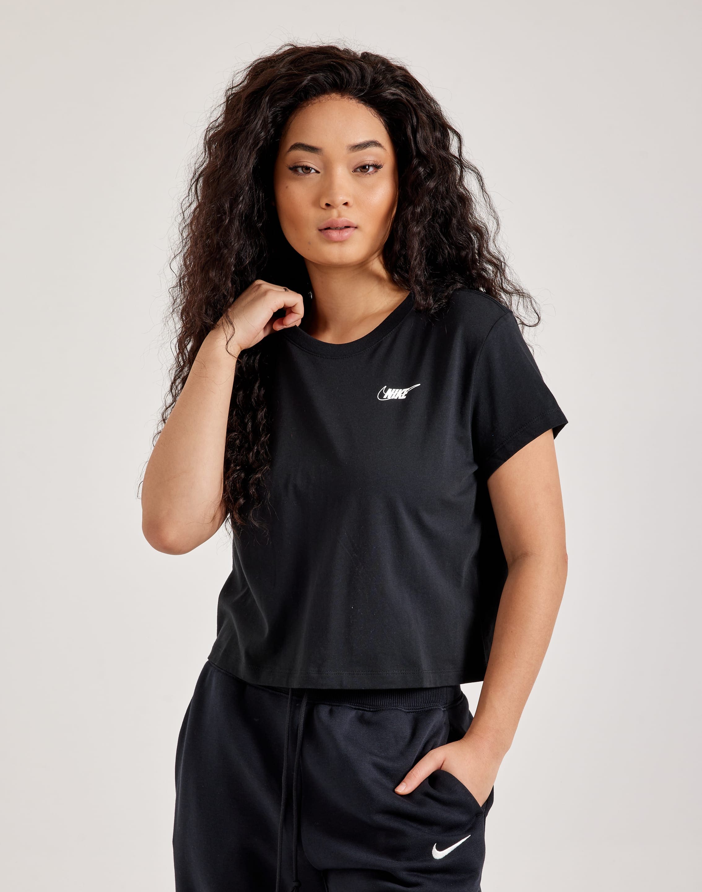 Outfit Classic Nike T Shirt Nike Club Tee – DTLR