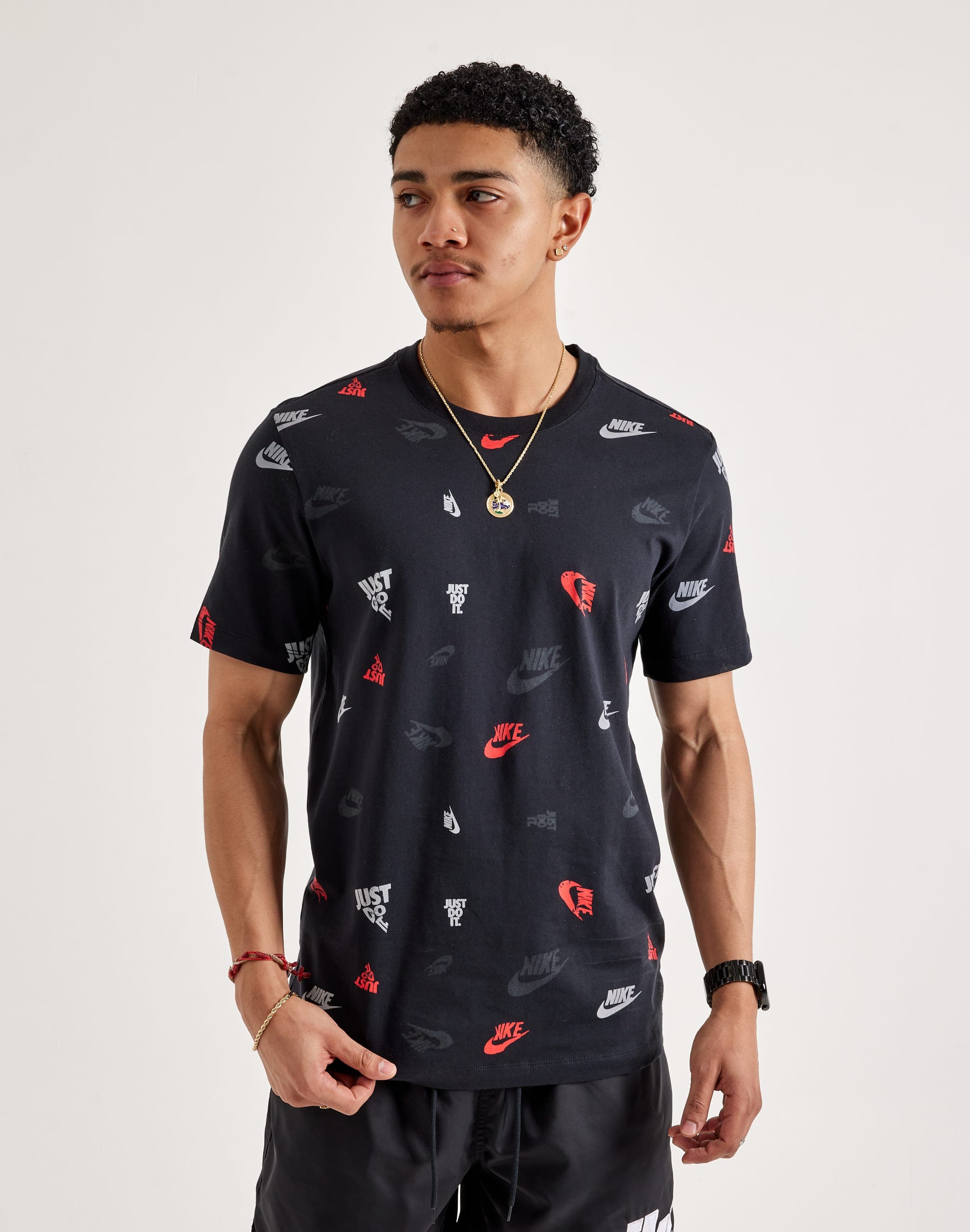 Nike Sportswear Tee – DTLR