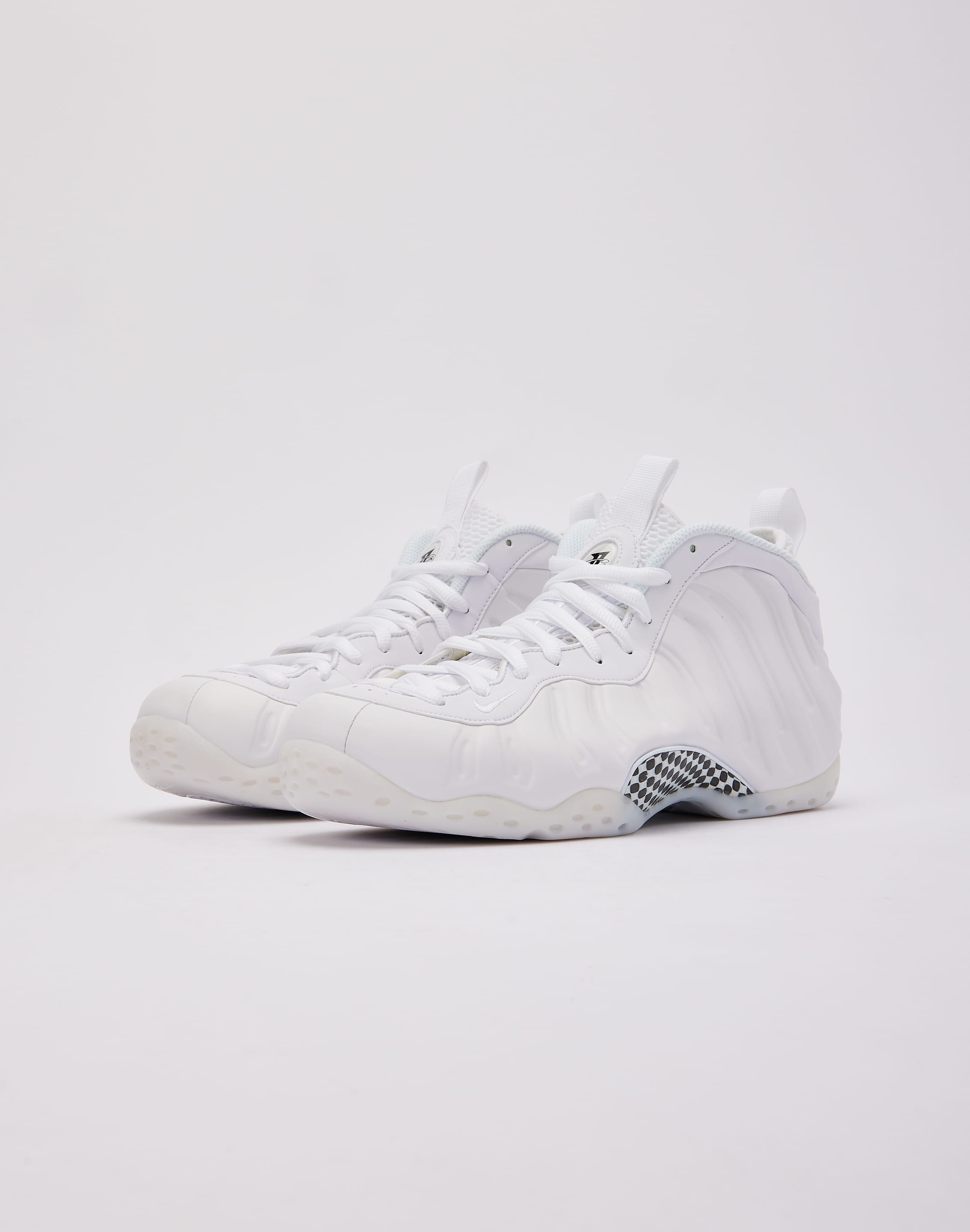 Nike Air Foamposite One 'Triple White'