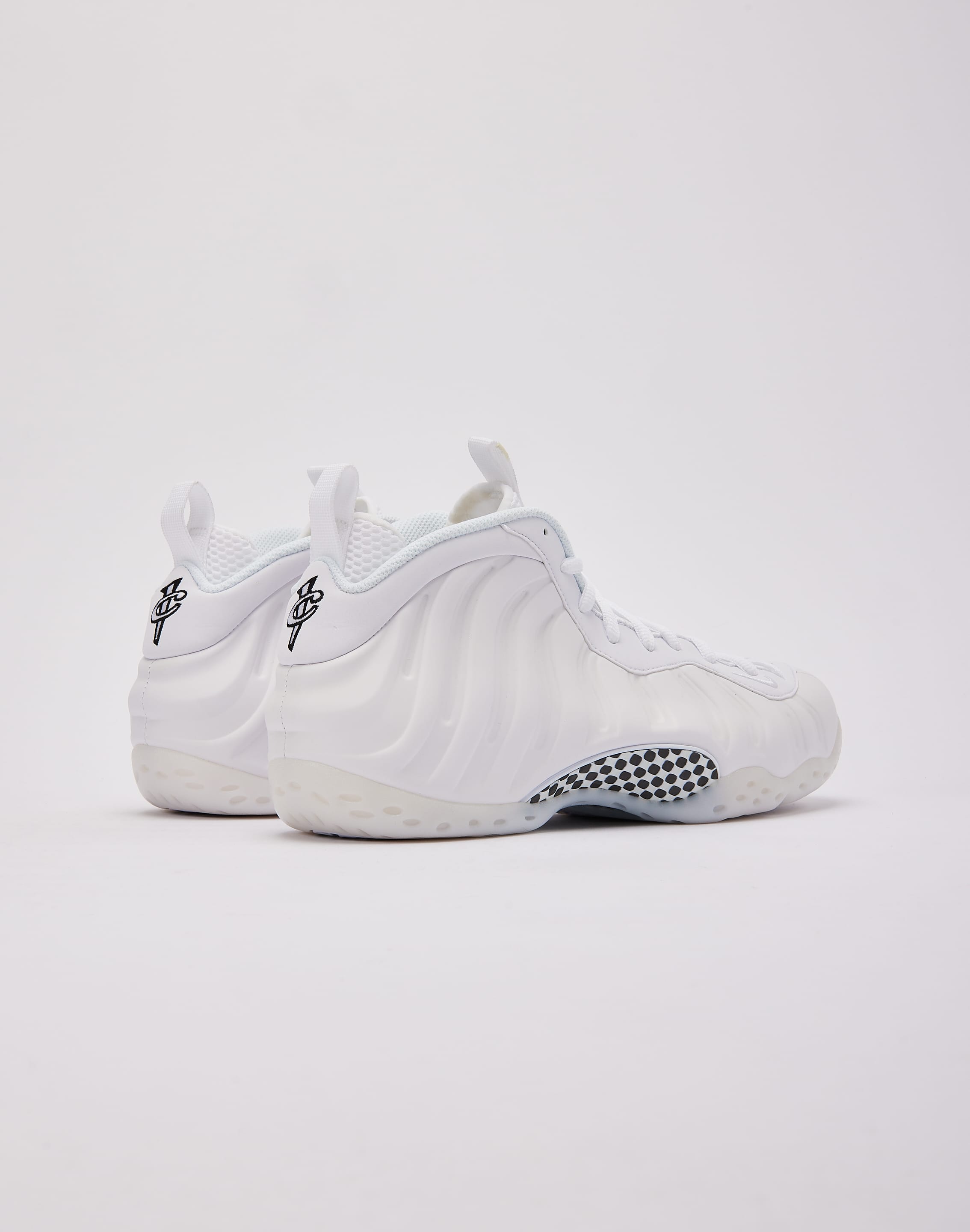 Nike Air Foamposite One 'Triple White'