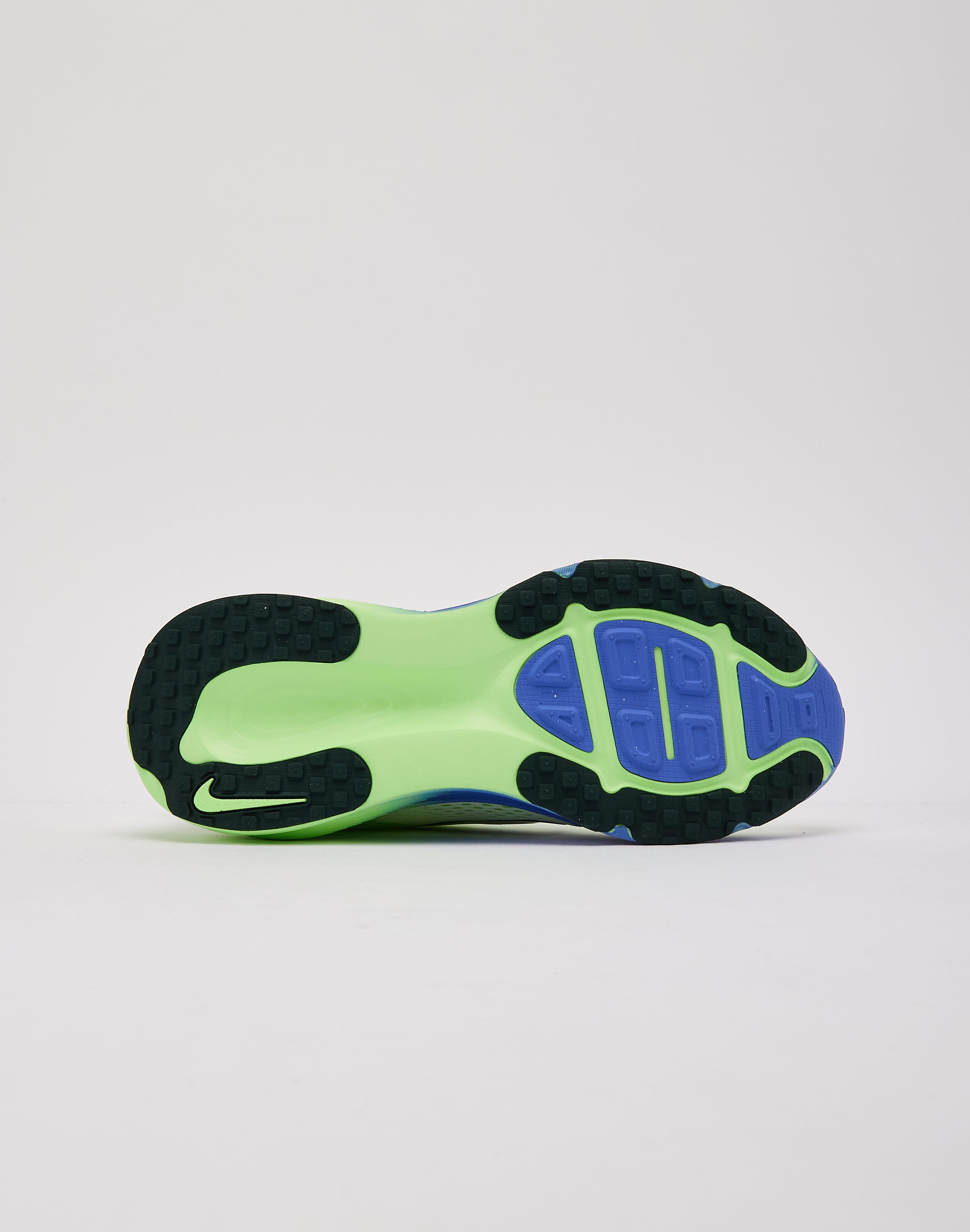Photo of Nike Vomero 18