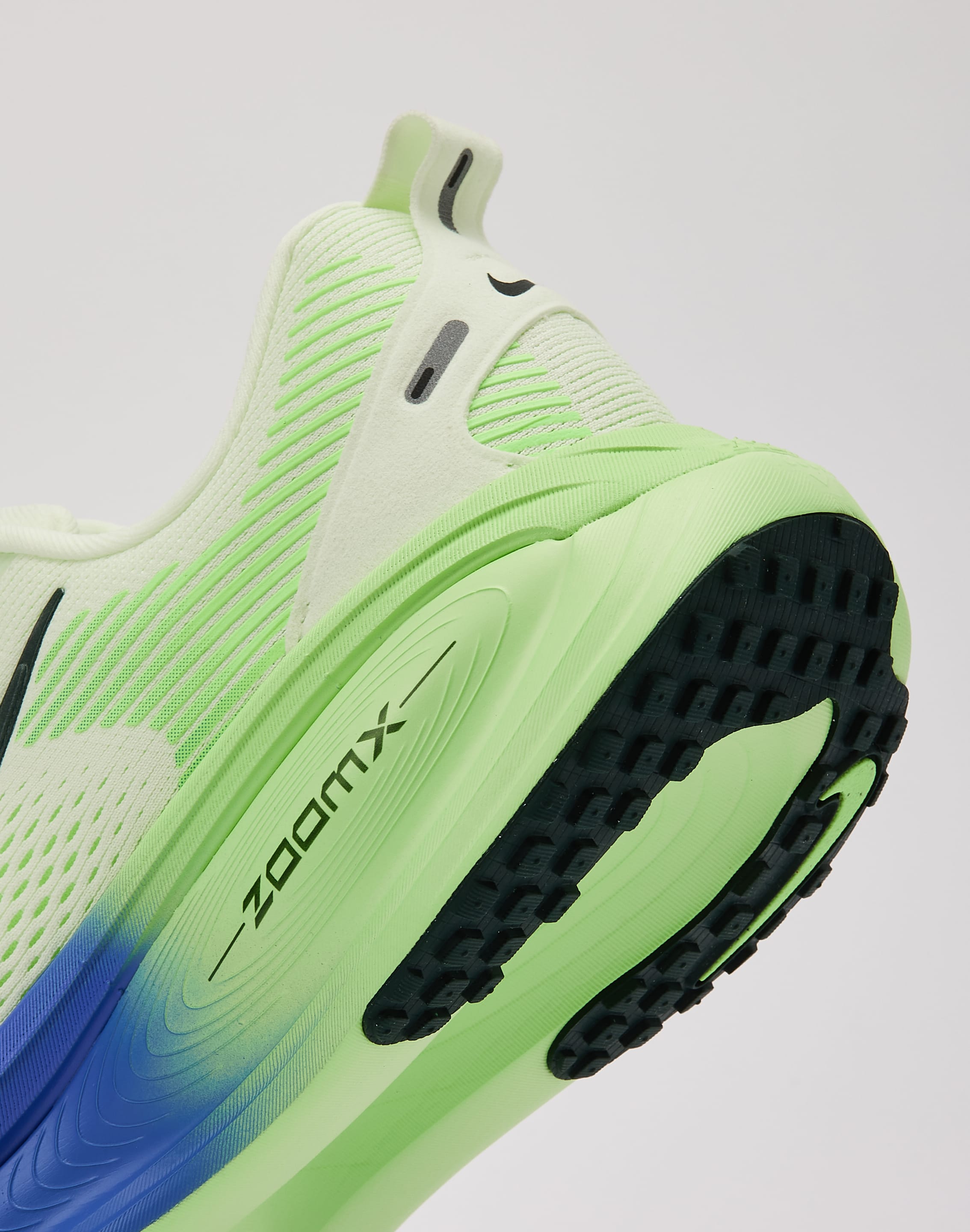 Photo of Nike Vomero 18