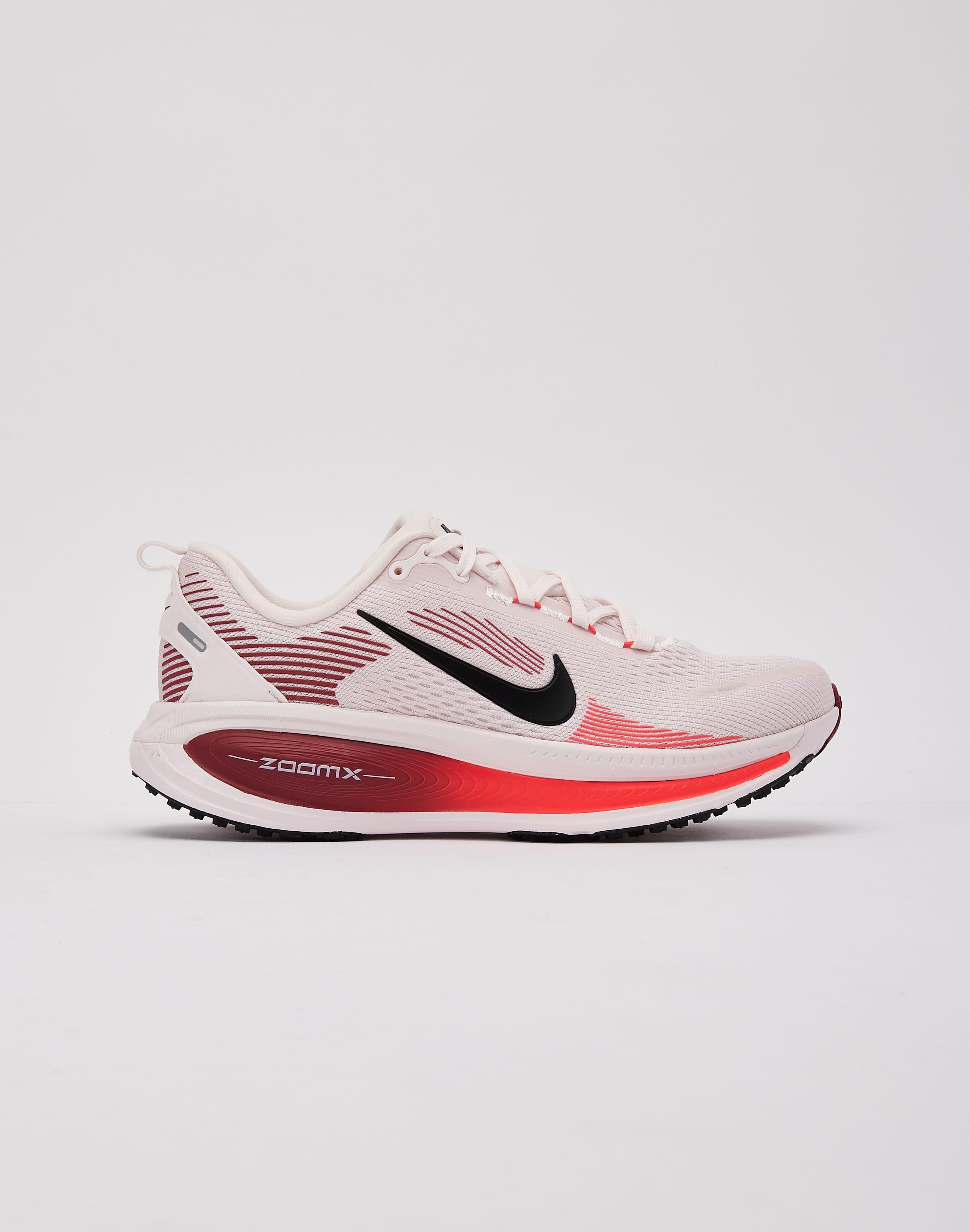 Nike Vomero 18 – DTLR