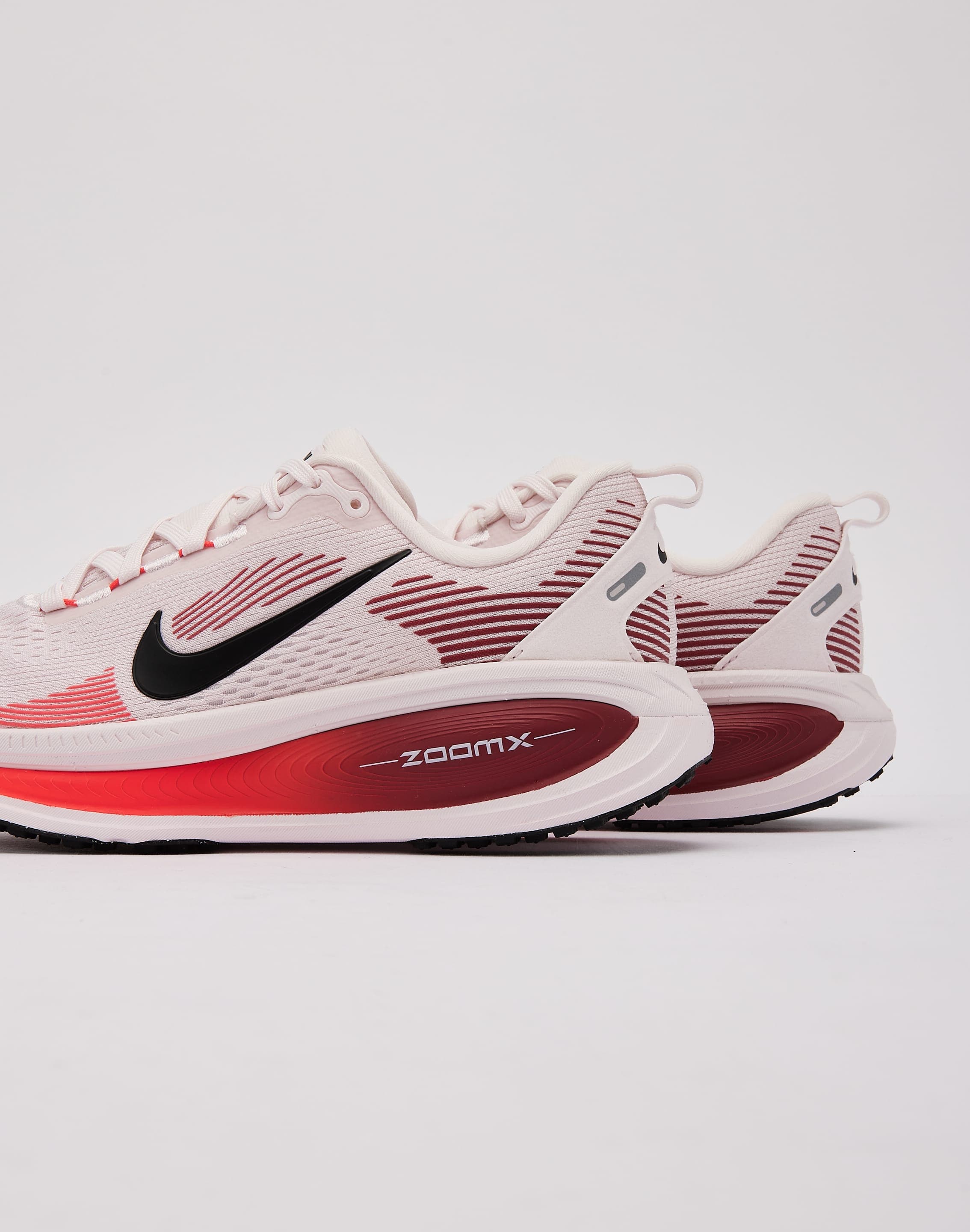 Photo of Nike Vomero 18