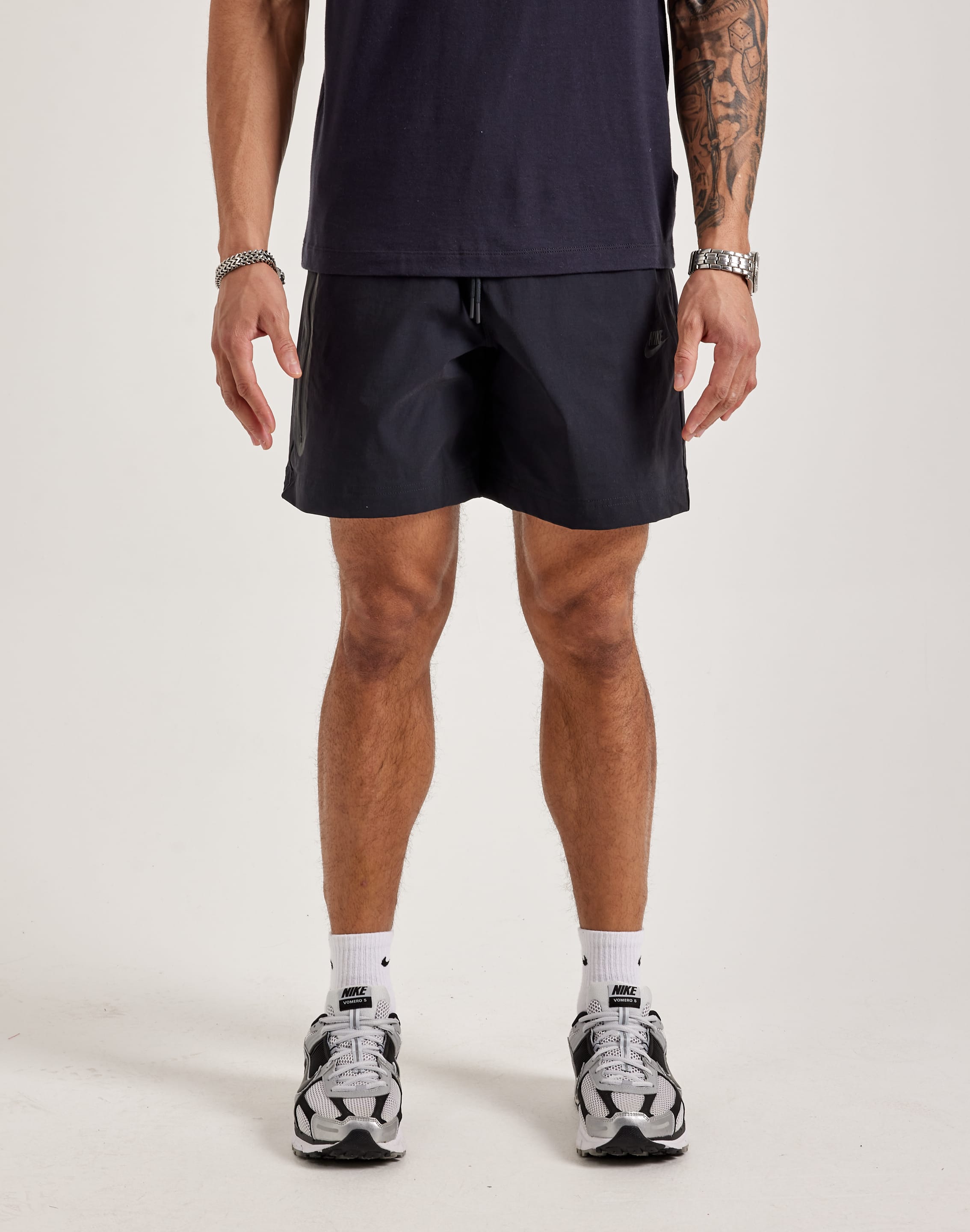 Nike Tech Woven Shorts – DTLR