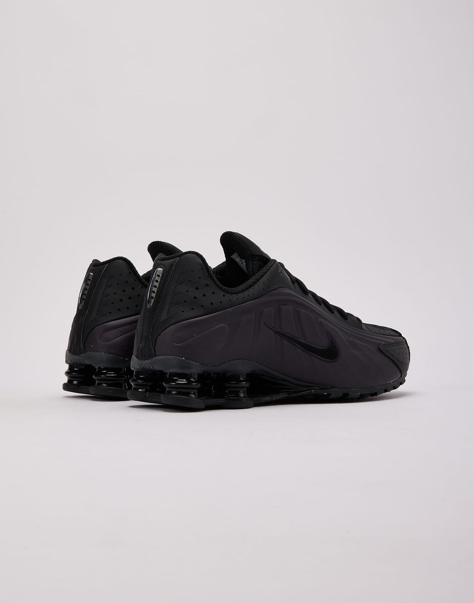 Nike Shox R4 – DTLR