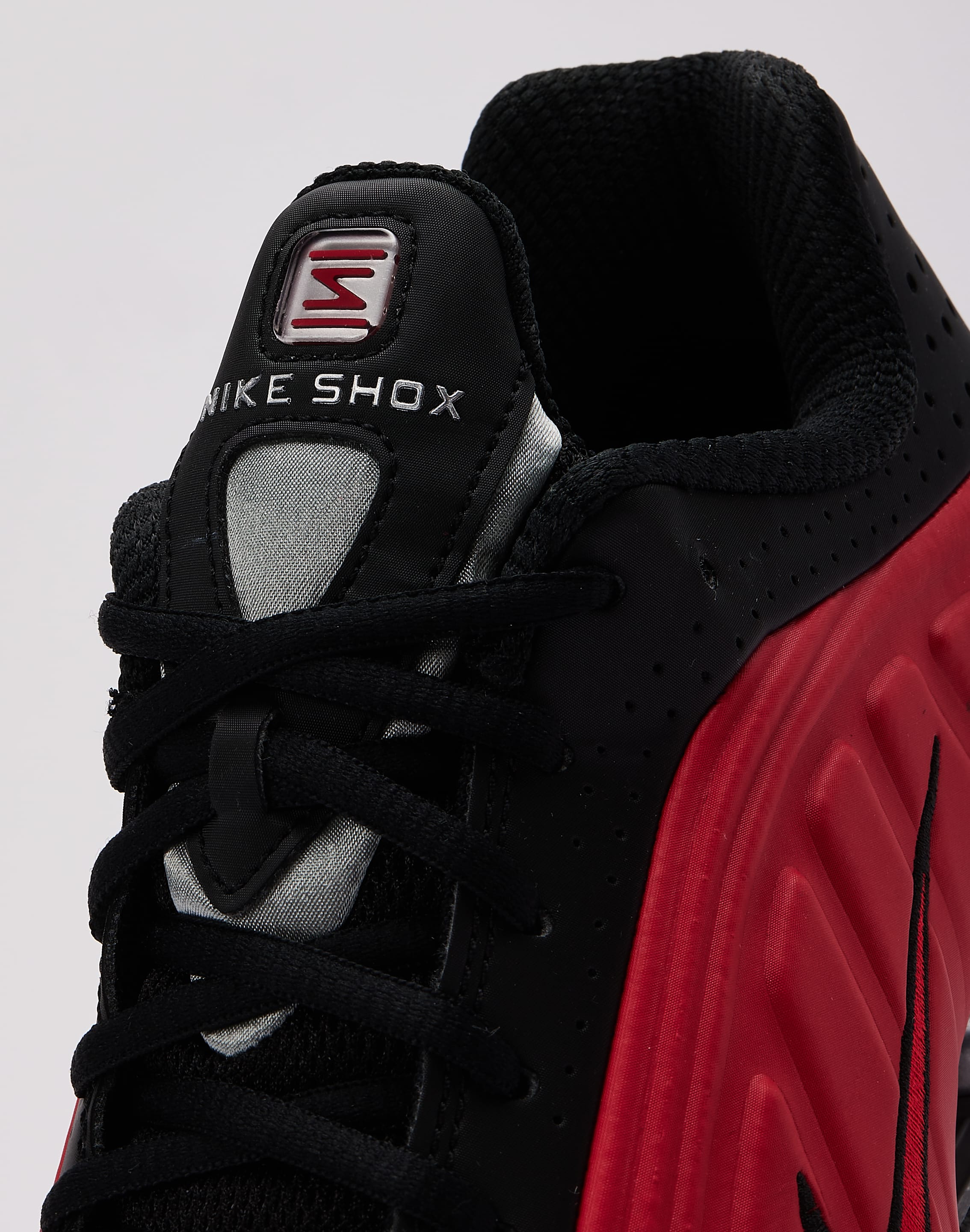Shok R4 Nike Shox R4 – DTLR