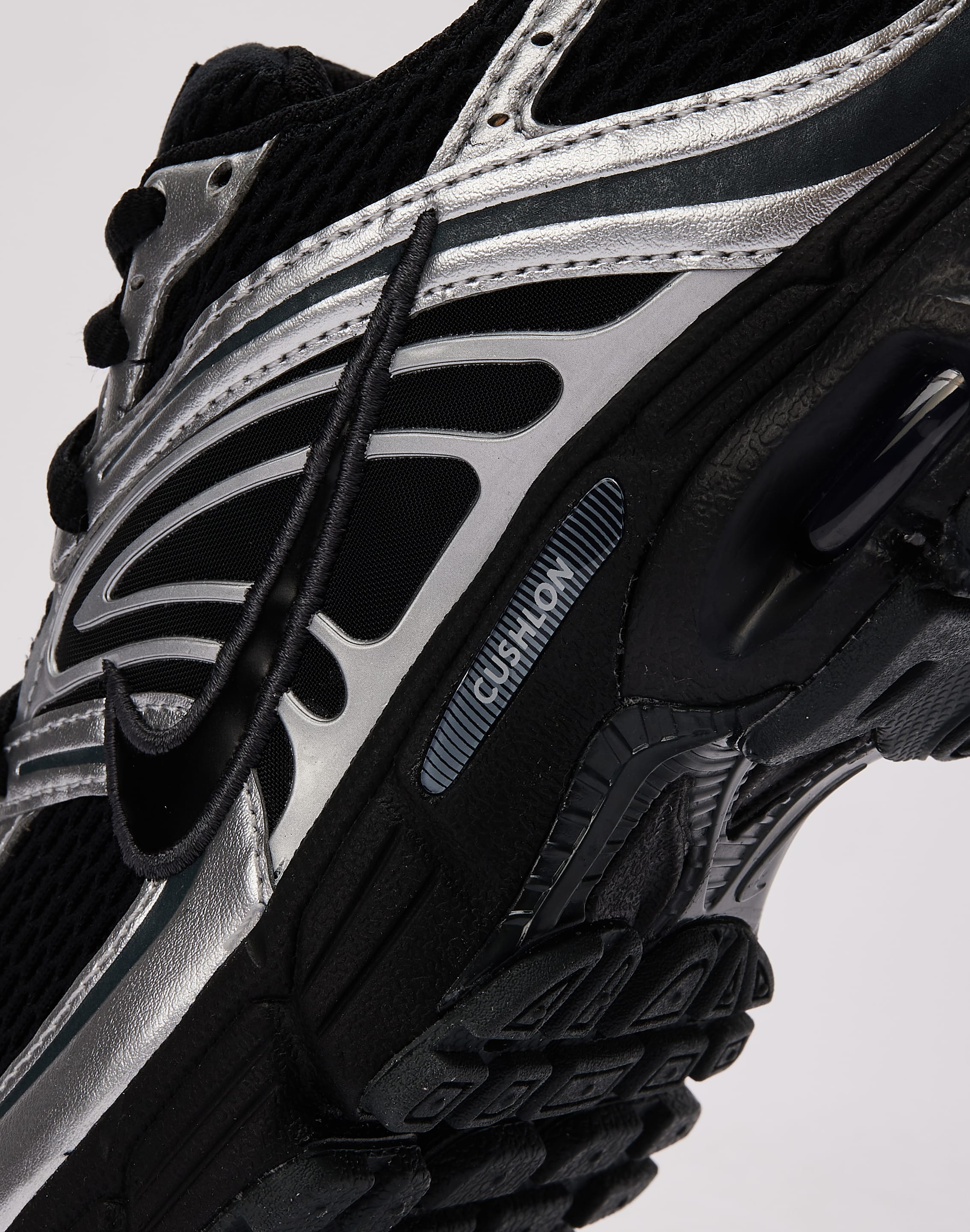 Nike Air Max Moto 2K