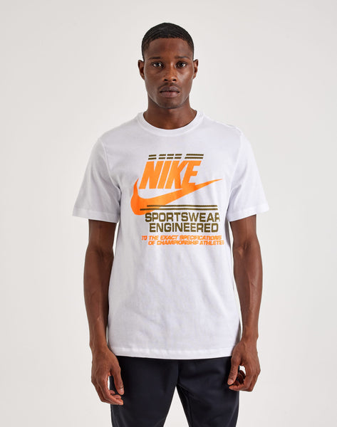 Nike Sportswear Tee – DTLR