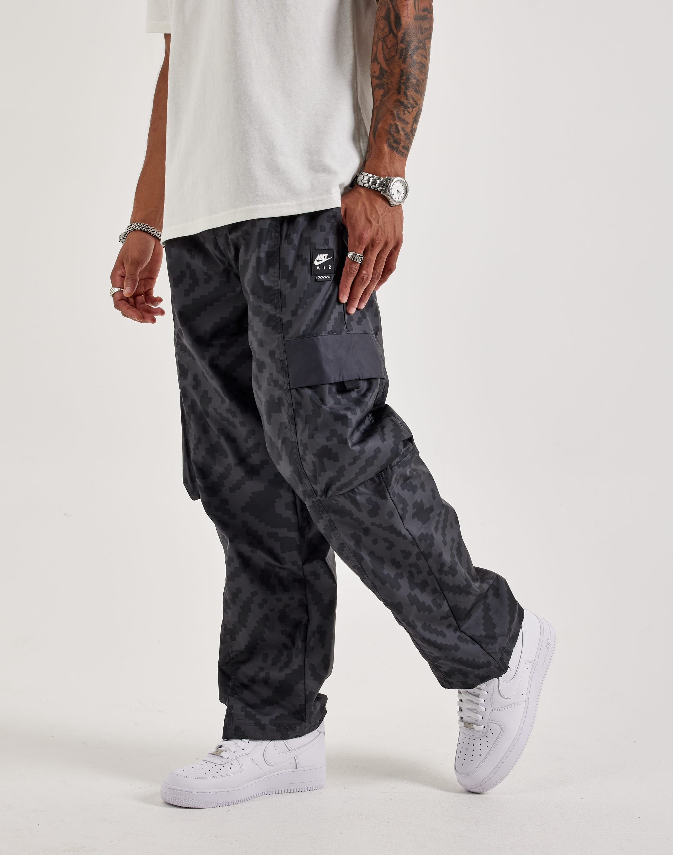 Nike Air Woven Cargo Pants – DTLR - Main Image