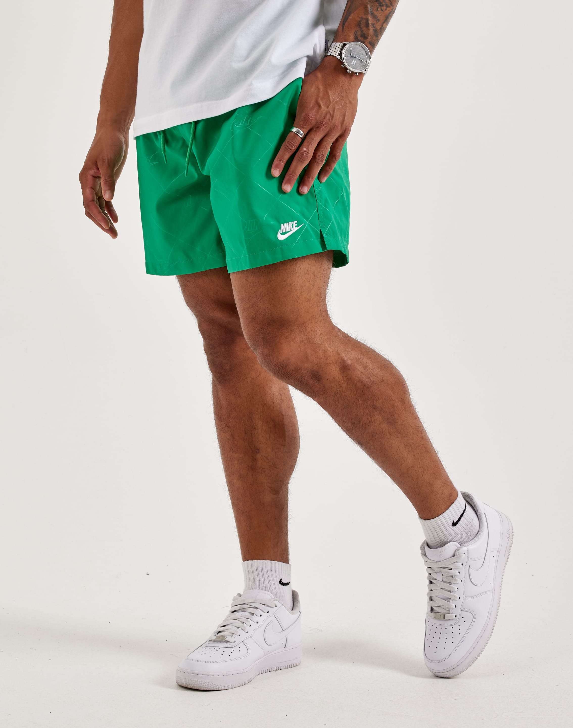 who is the nike owner