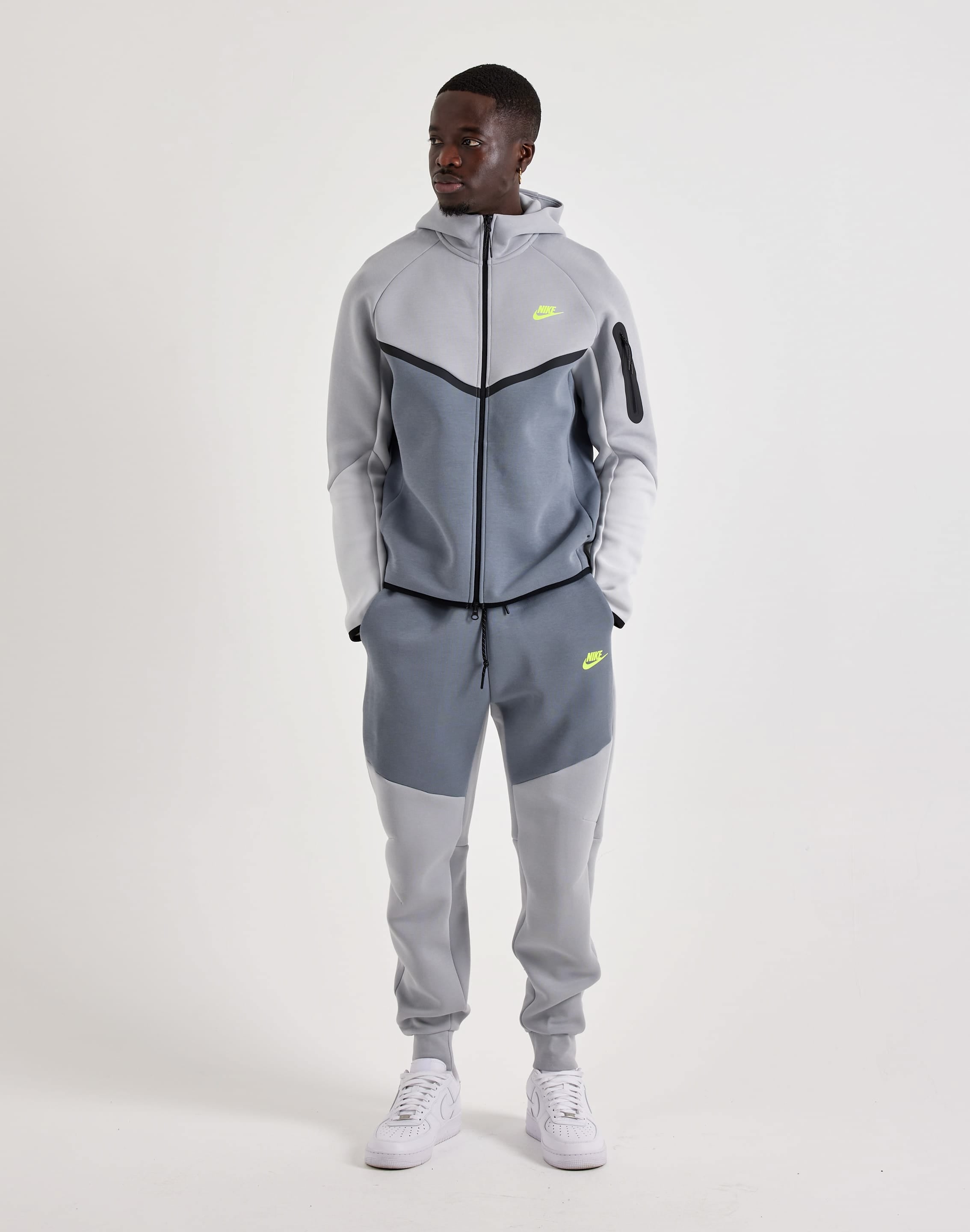 Nike Tech Fleece Windrunner Full-Zip Hoodie – DTLR