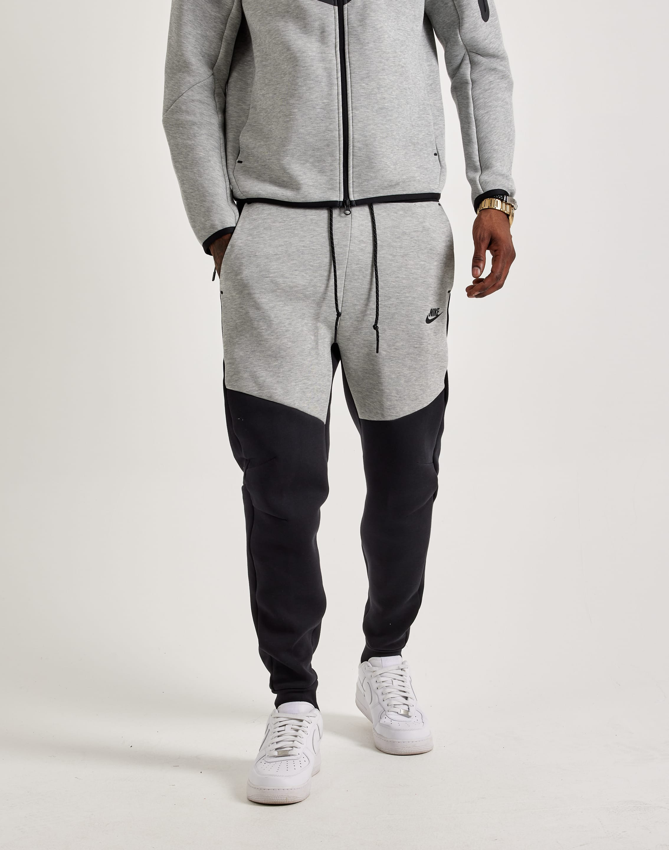 Fleece Joggers Grey Nike Tech Xs Nike Tech Fleece Joggers – DTLR