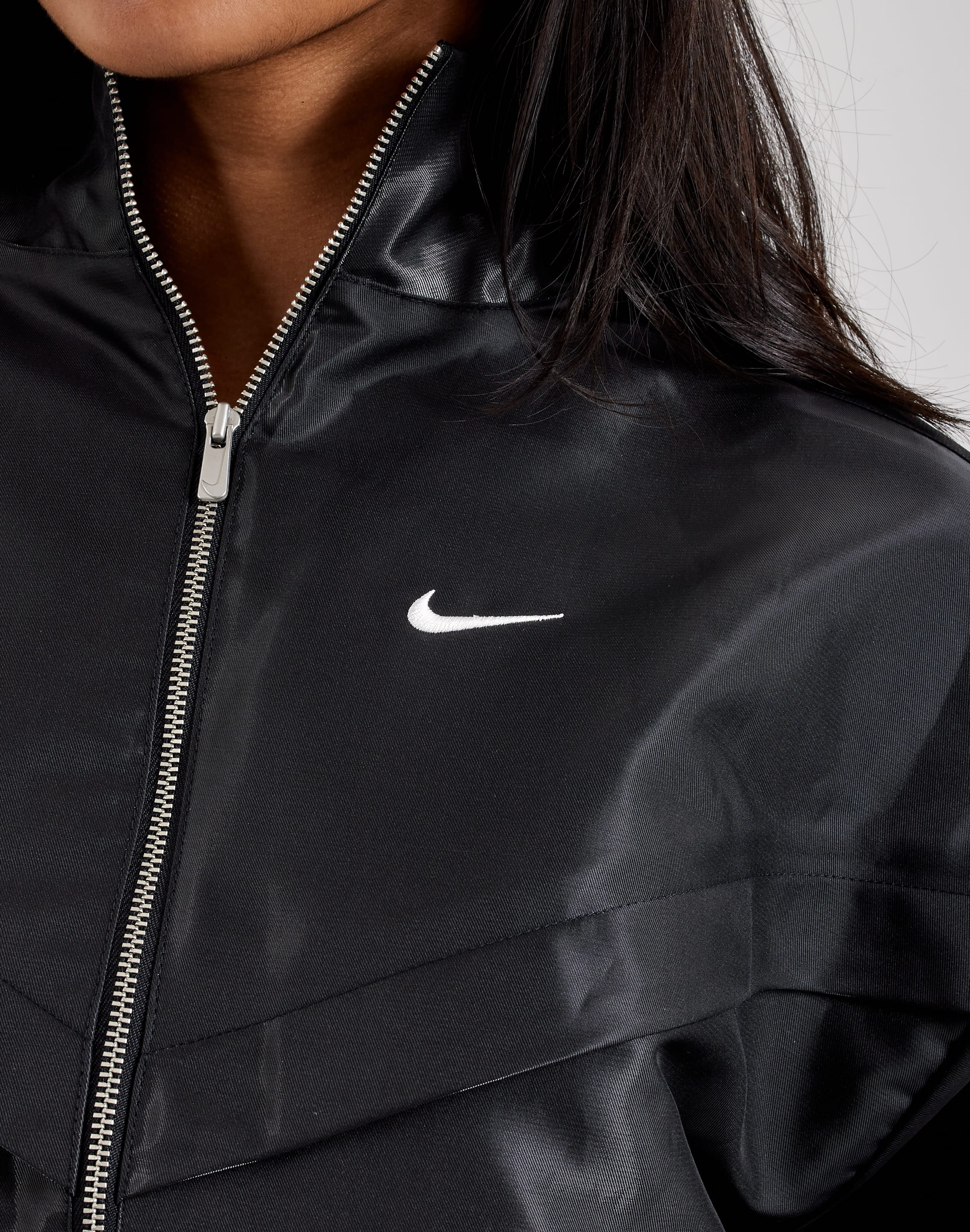 Nike Black Wind-Resistant Activewear Jackets For Men