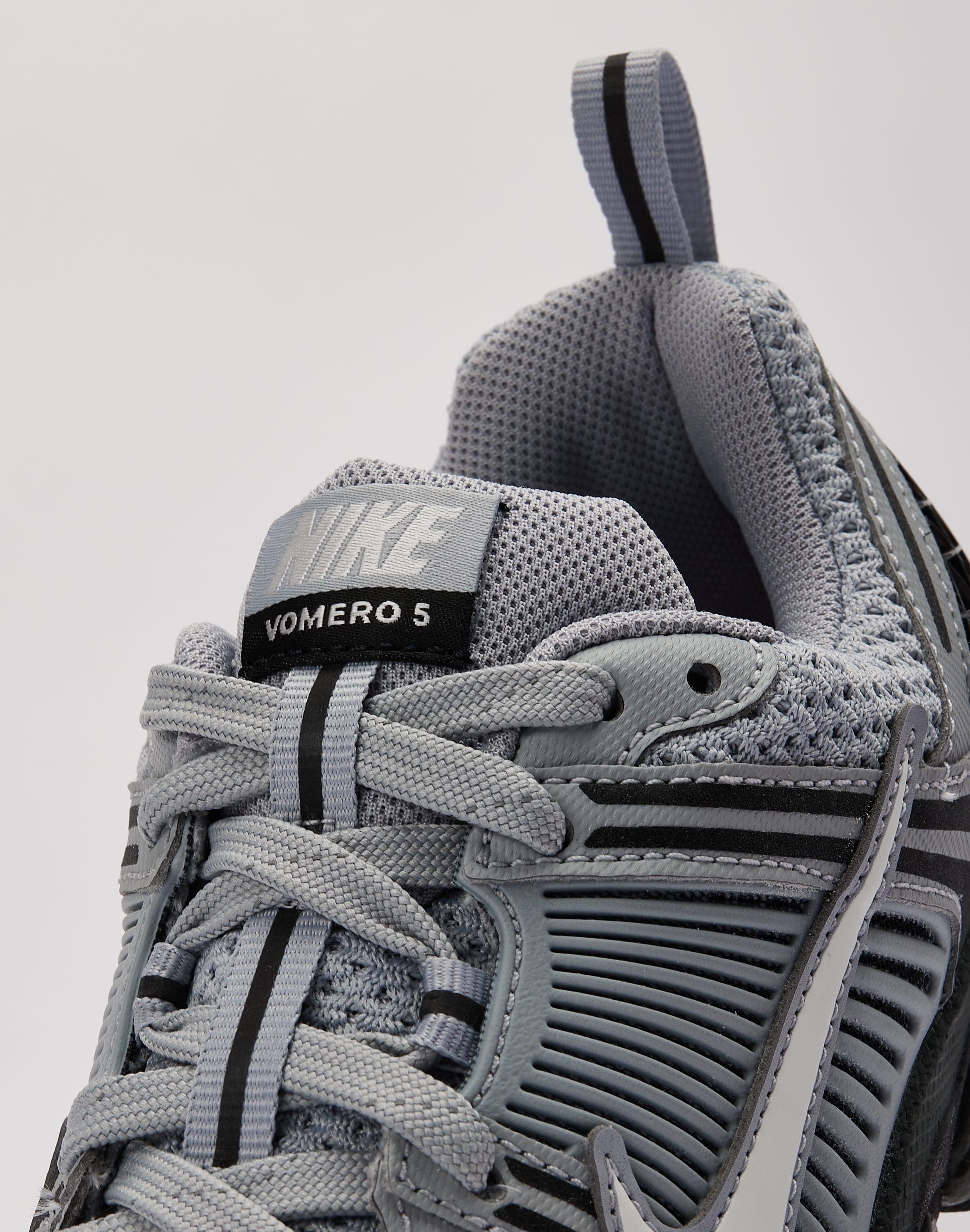 Nike Vomero 5 Grade-School