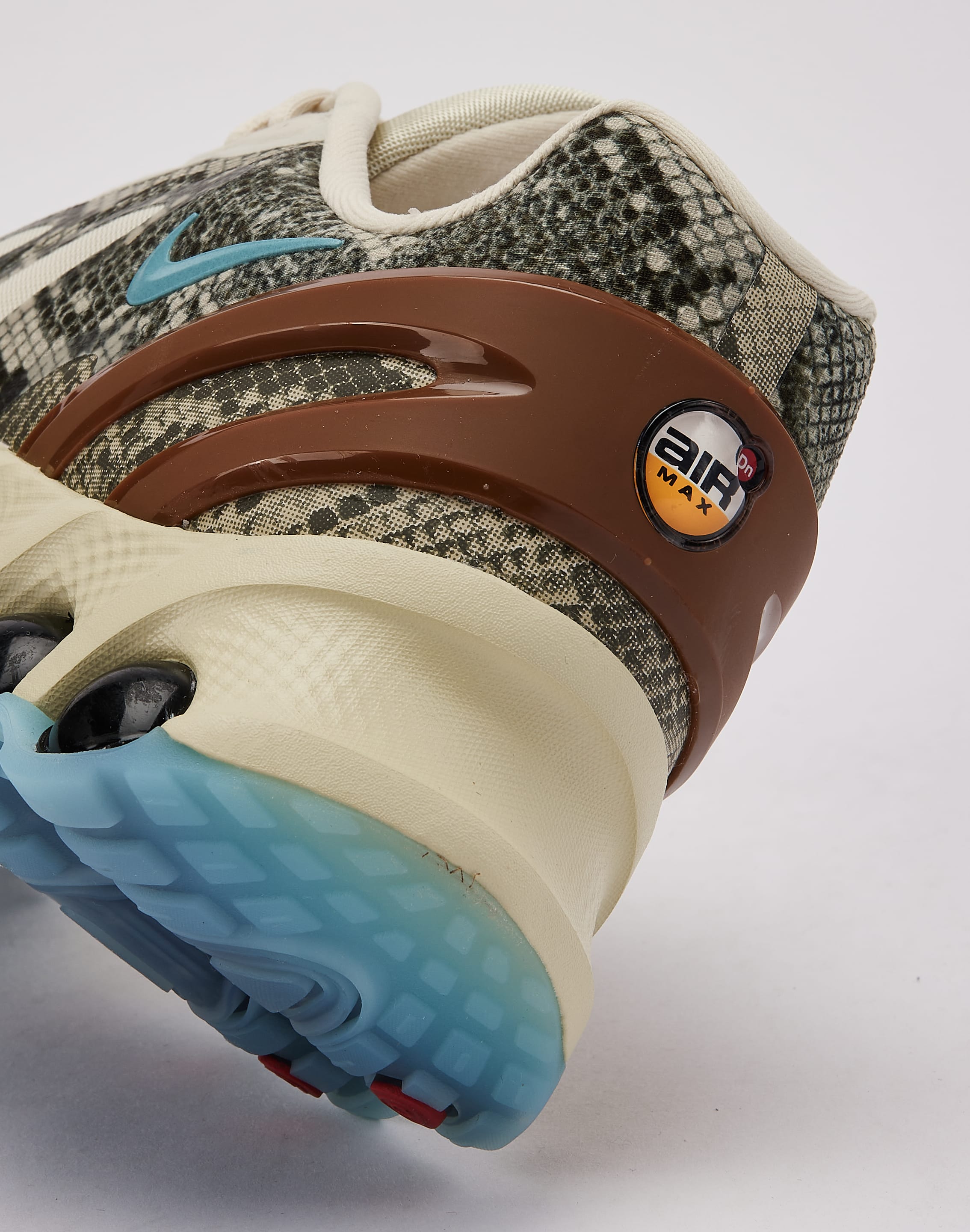 dtlr.com is where to buy