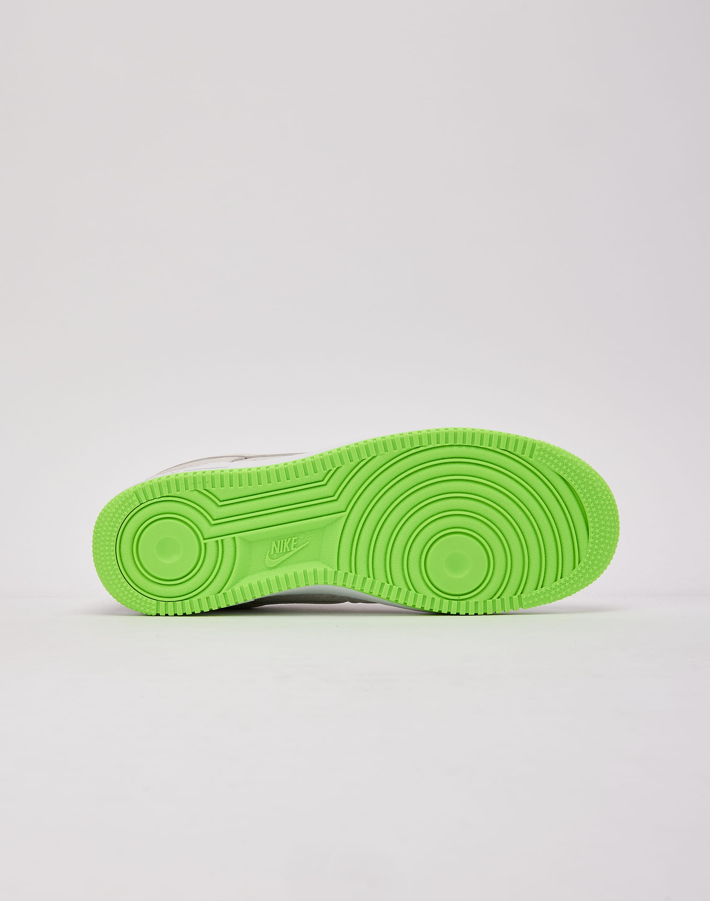 Photo of Nike Kobe Bryant Air Force 1 Low 'Electric Green'