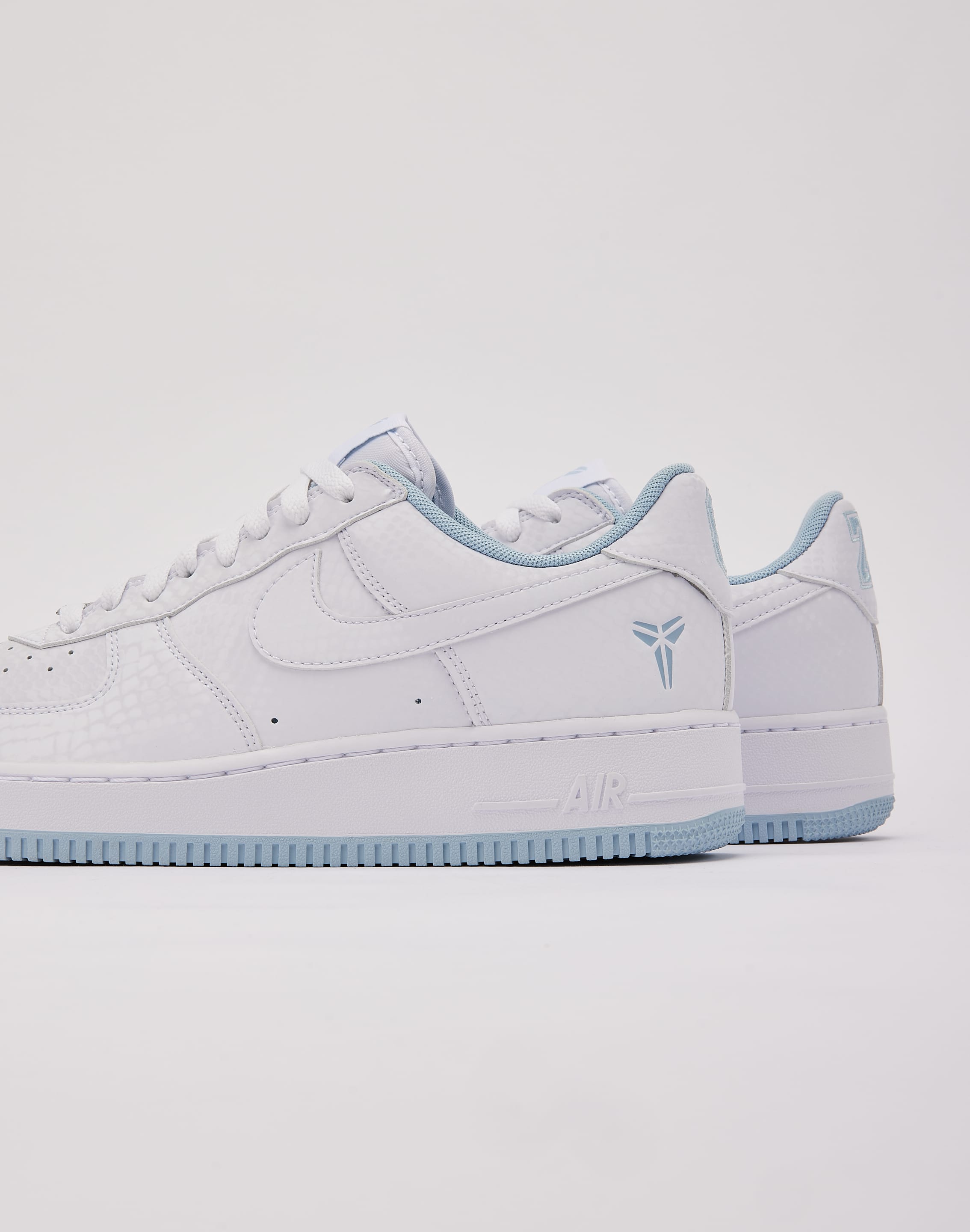 Photo of Nike Kobe Air Force 1 Low 'Armory Blue'