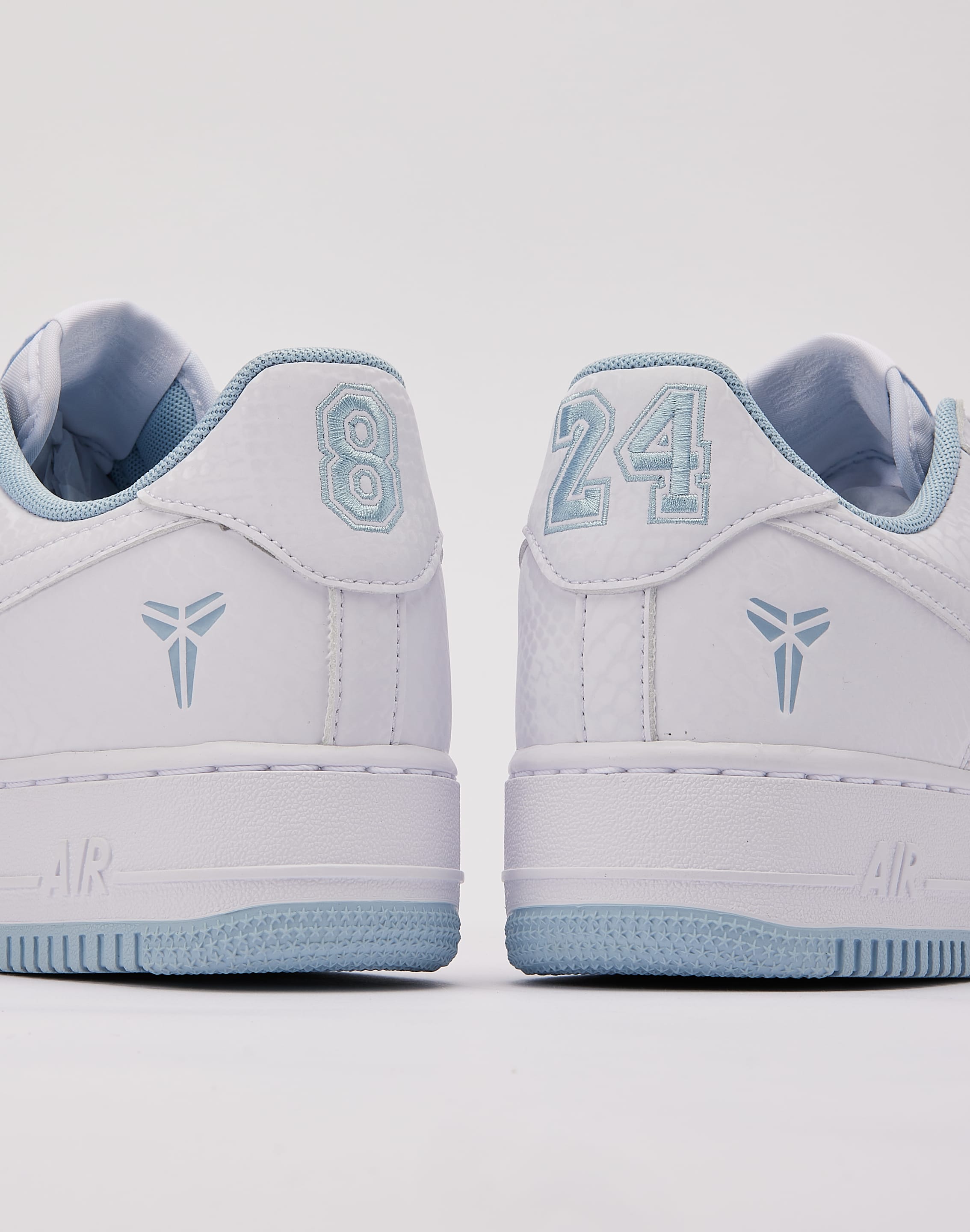 Photo of Nike Kobe Air Force 1 Low 'Armory Blue'
