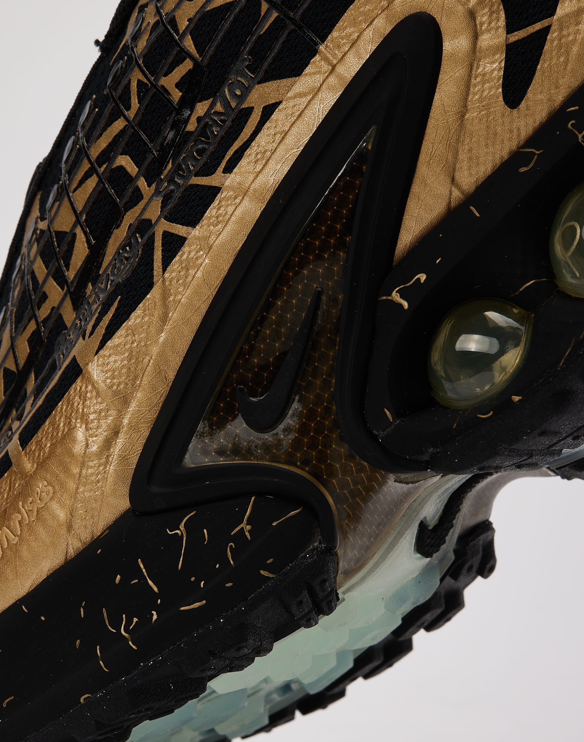 dtlr.com is where to buy