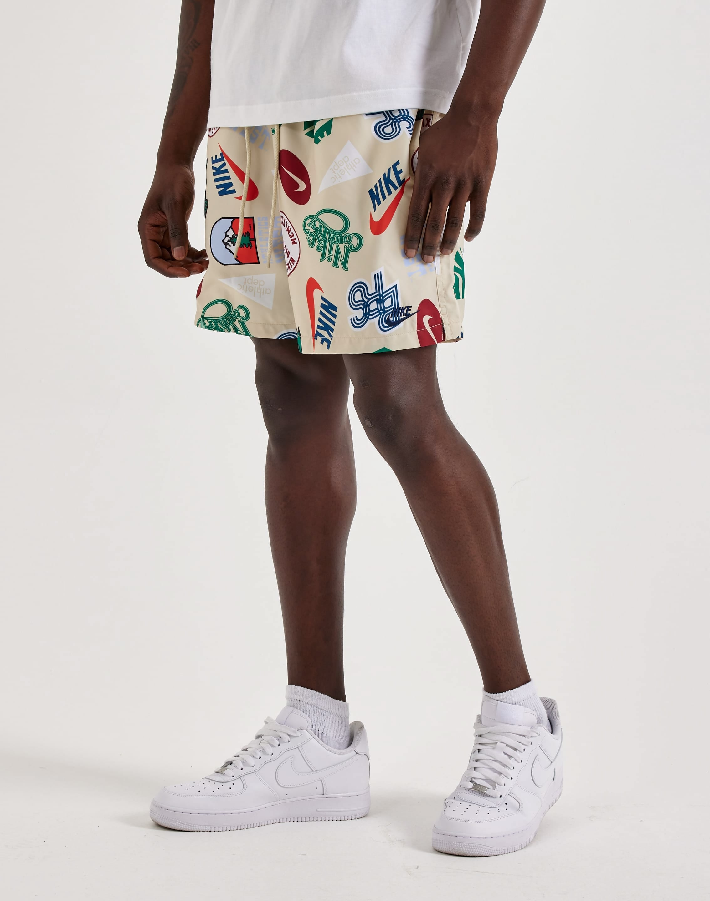 Photo of Nike Club Woven Flow Shorts