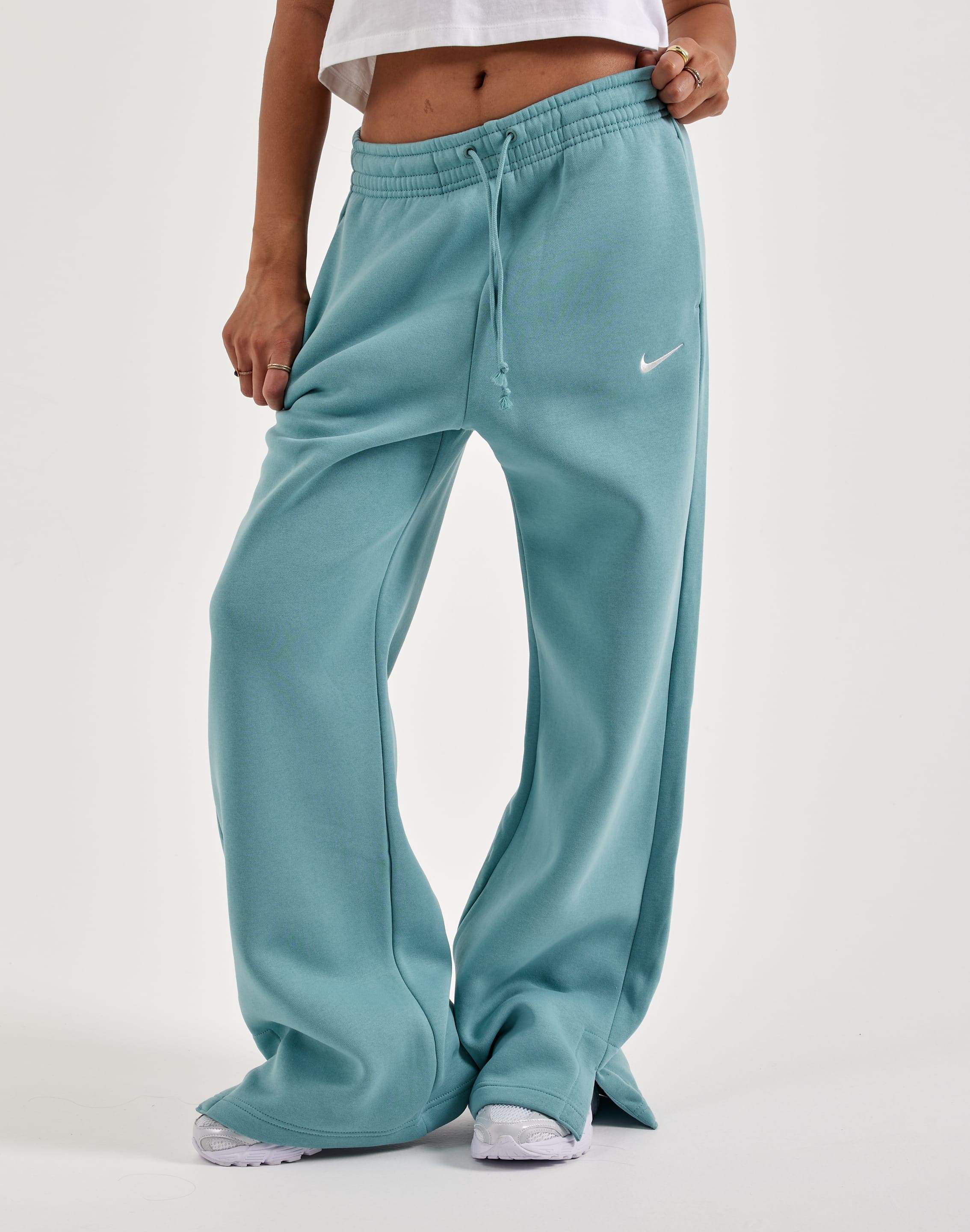 Nike Phoenix Fleece High-Waisted Sweatpants – DTLR