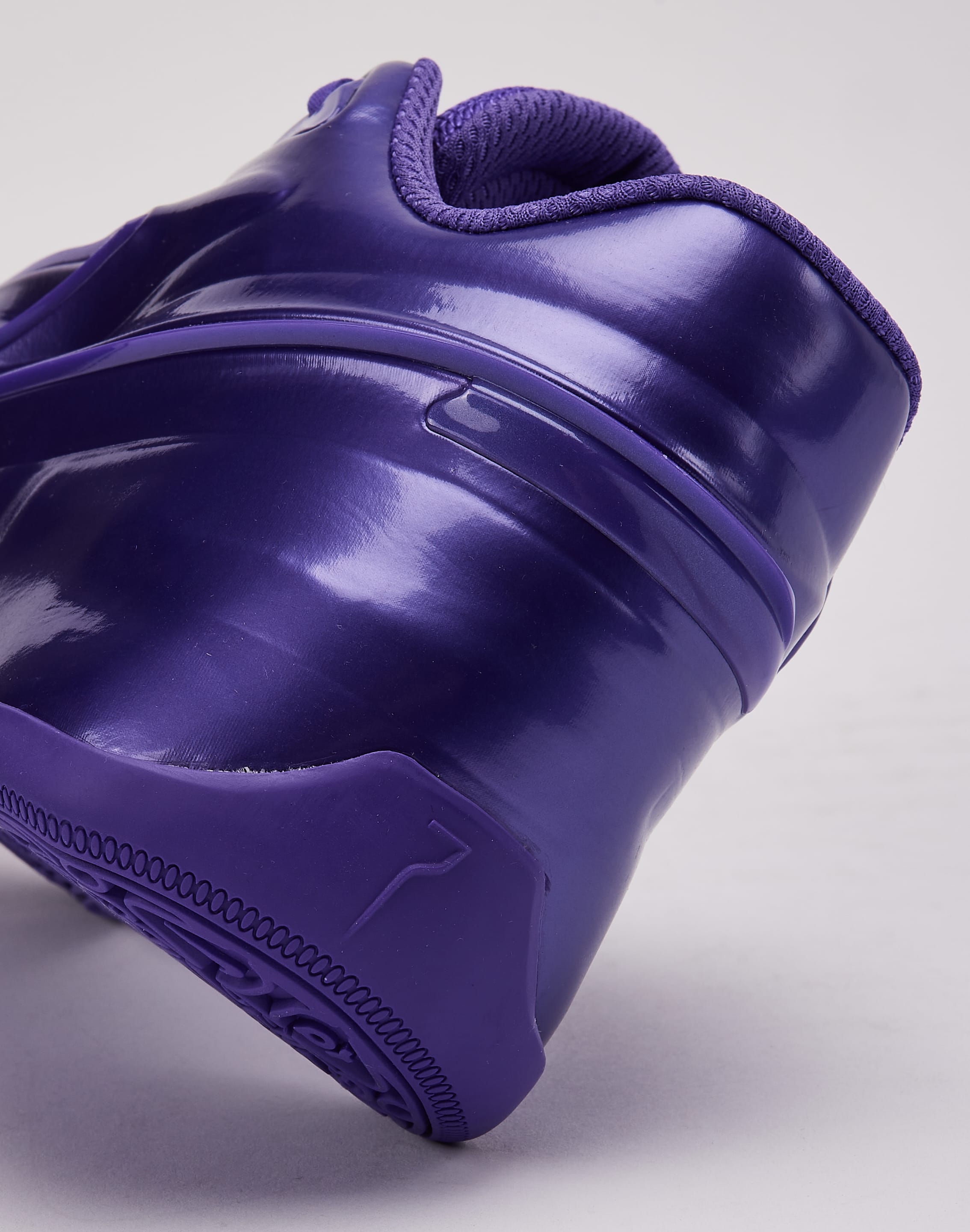 Photo of Nike KD 19 'Field Purple'