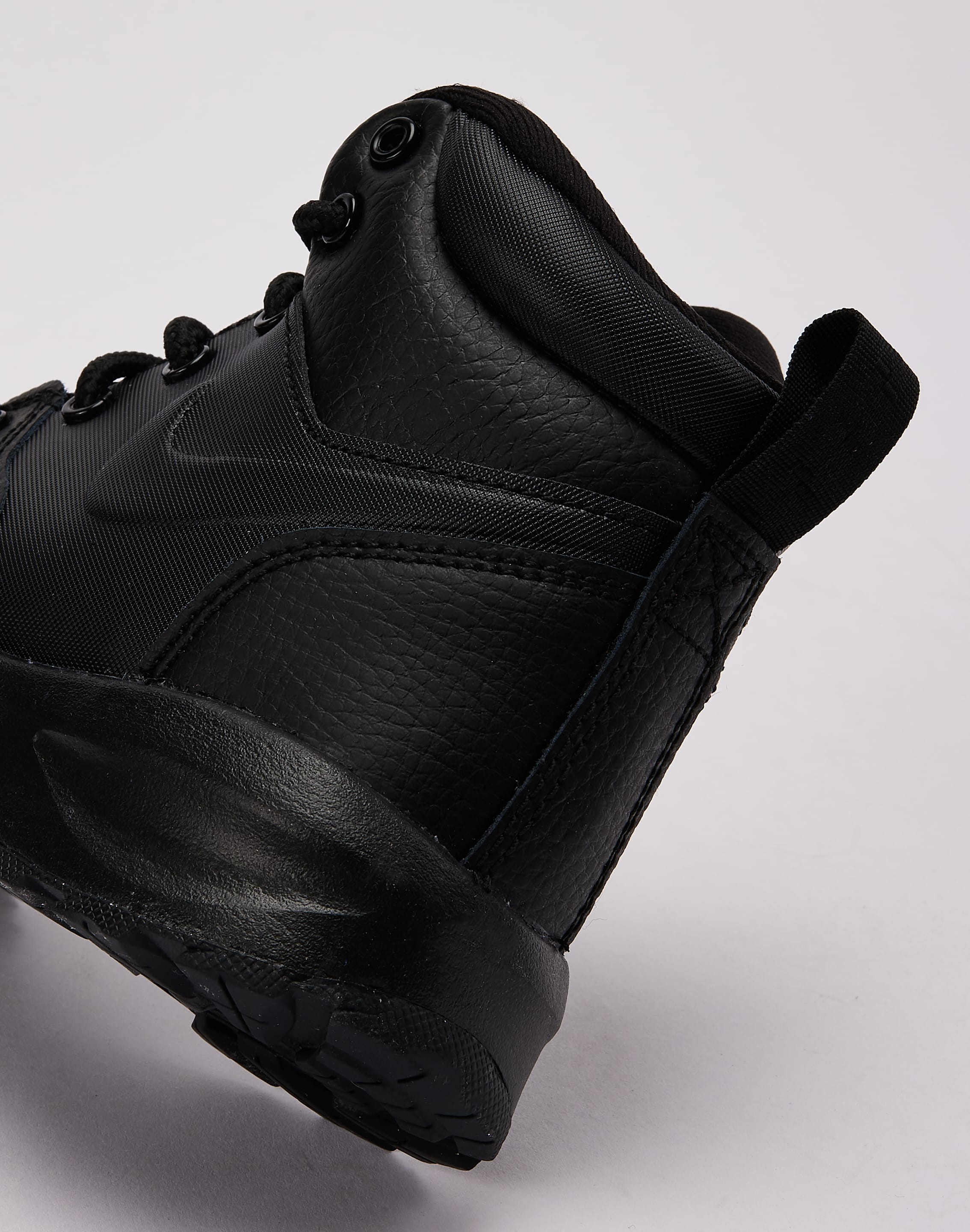 Nike Manoa 17 Pre-School