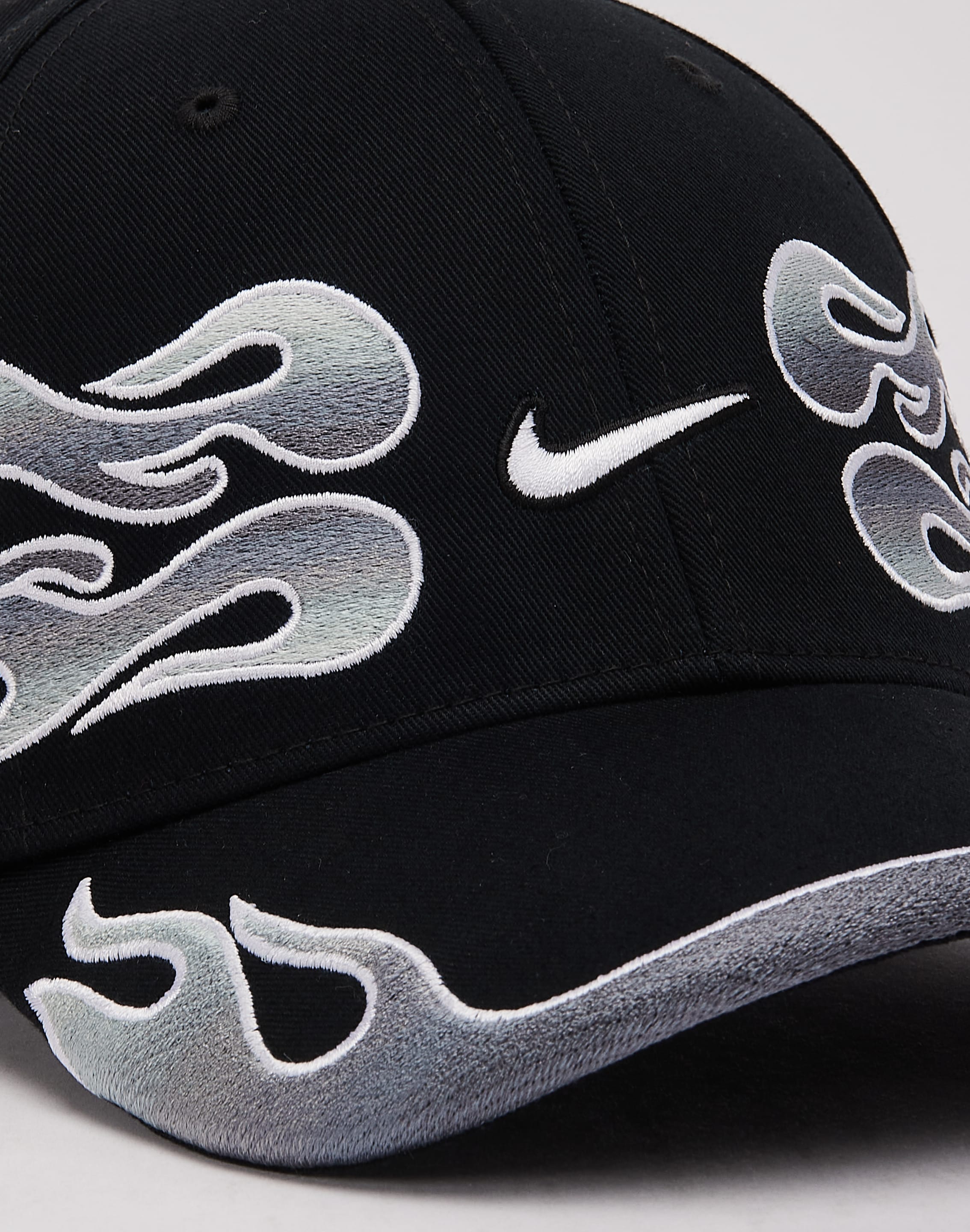 Nike Club Structured OG Flame Cap – DTLR