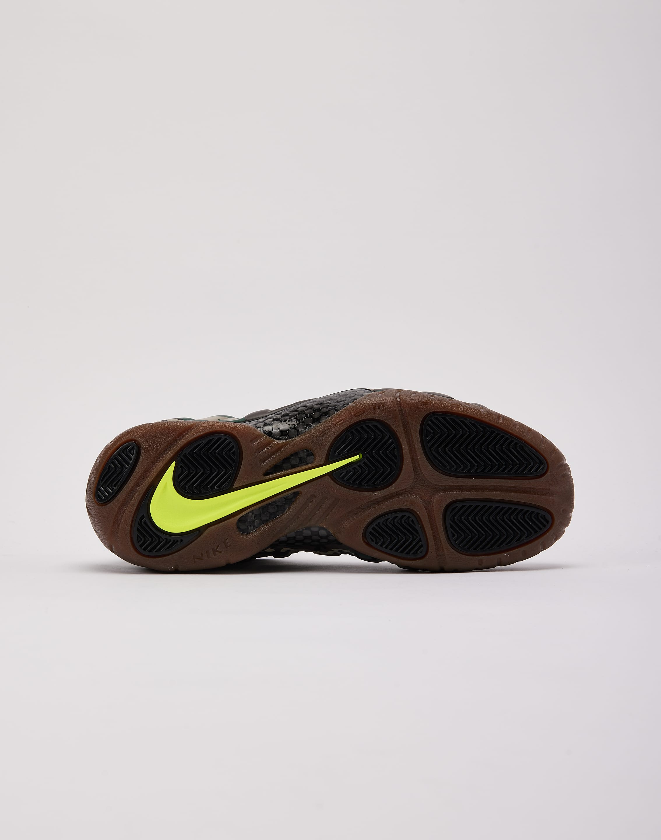 Photo of Nike  Foamposite Pro PRM 'Green Camo'
