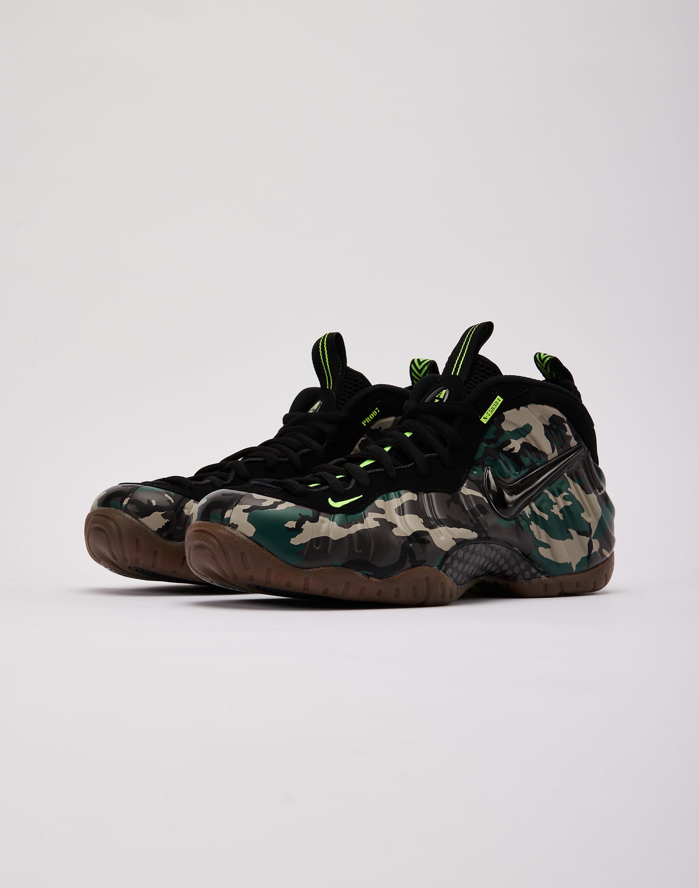 Photo of Nike  Foamposite Pro PRM 'Green Camo'