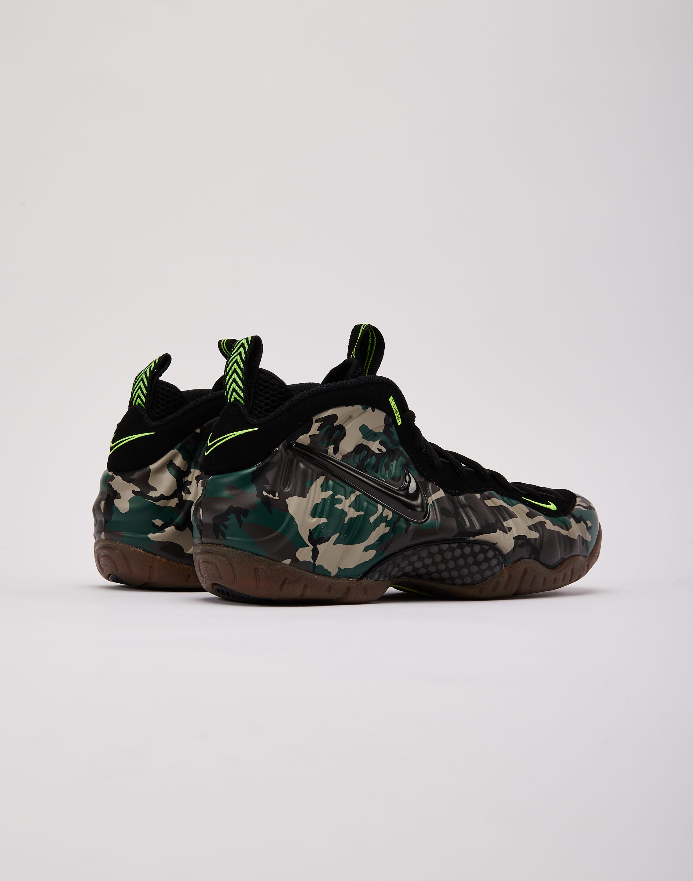 Photo of Nike  Foamposite Pro PRM 'Green Camo'