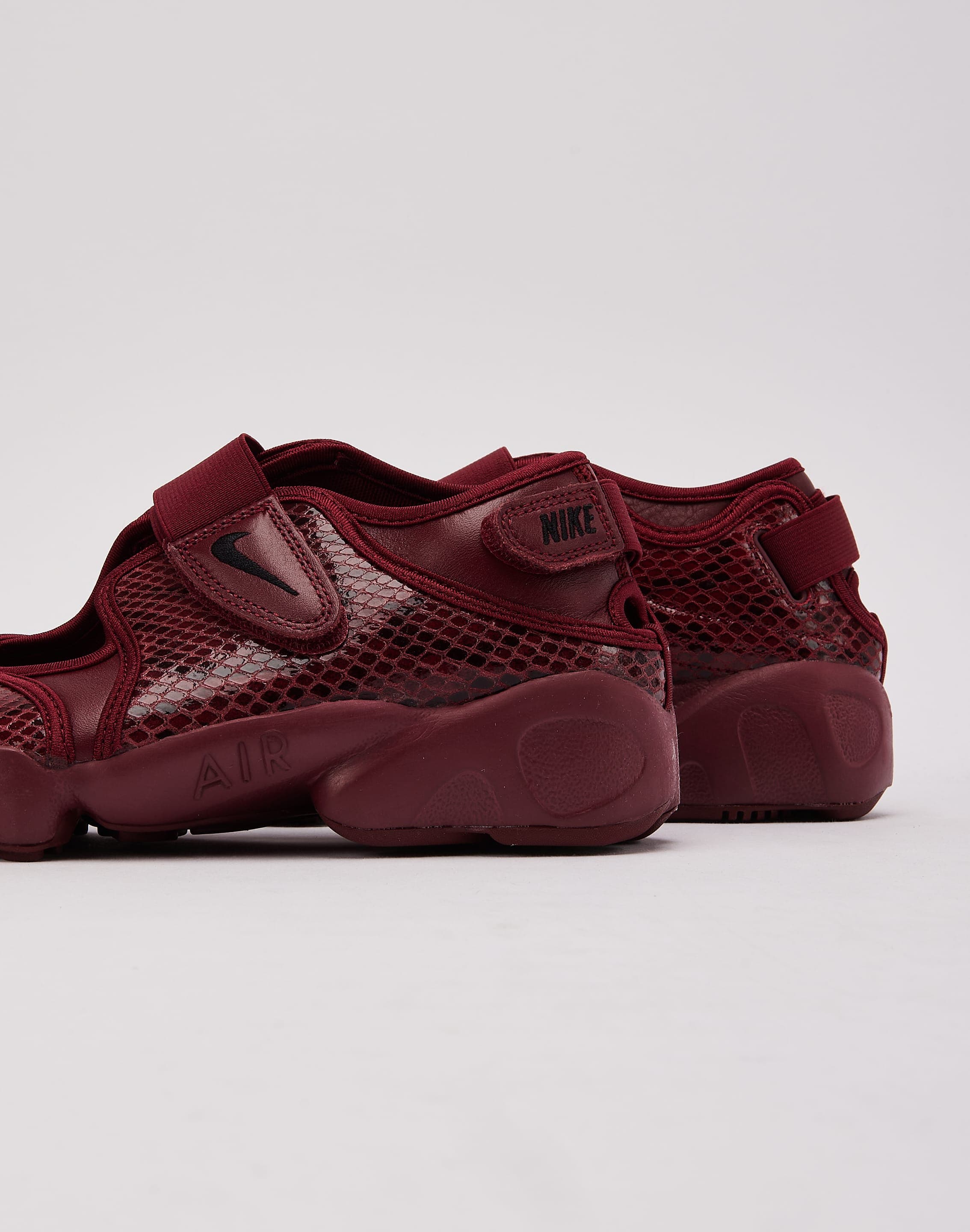 Photo of Nike Air Rift