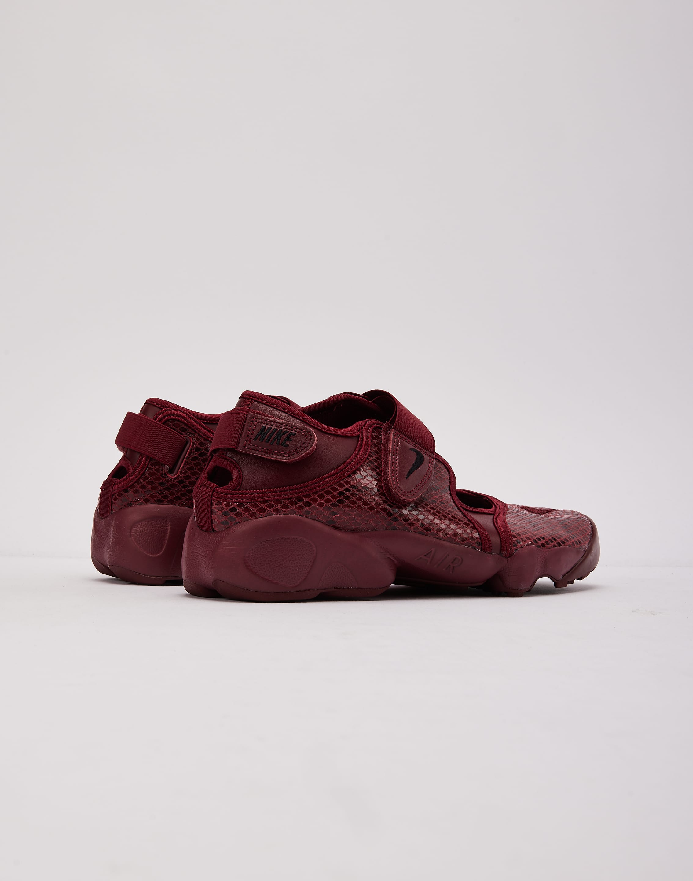 Photo of Nike Air Rift