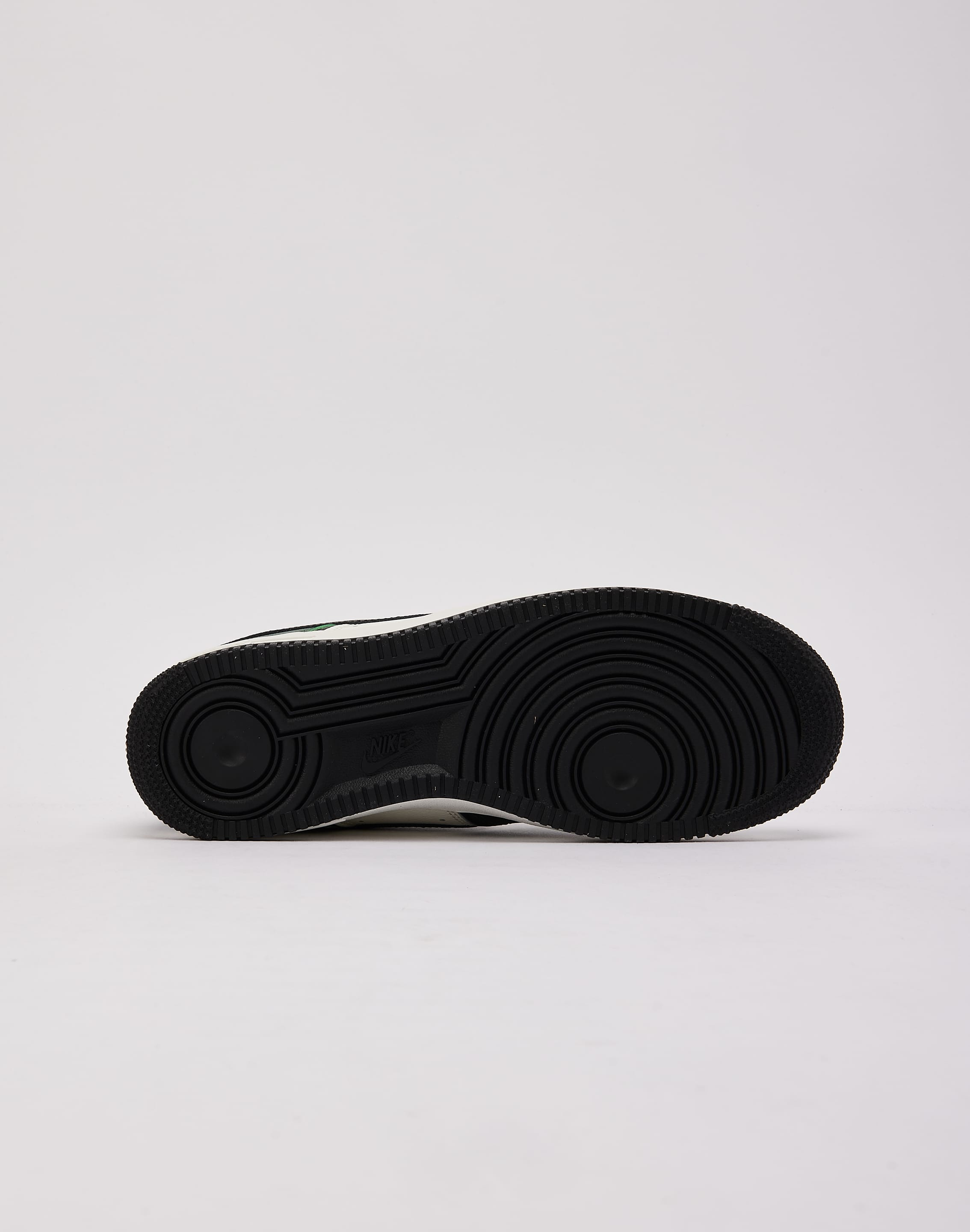Photo of Nike Air Force 1 Low '07 LV8 Sport